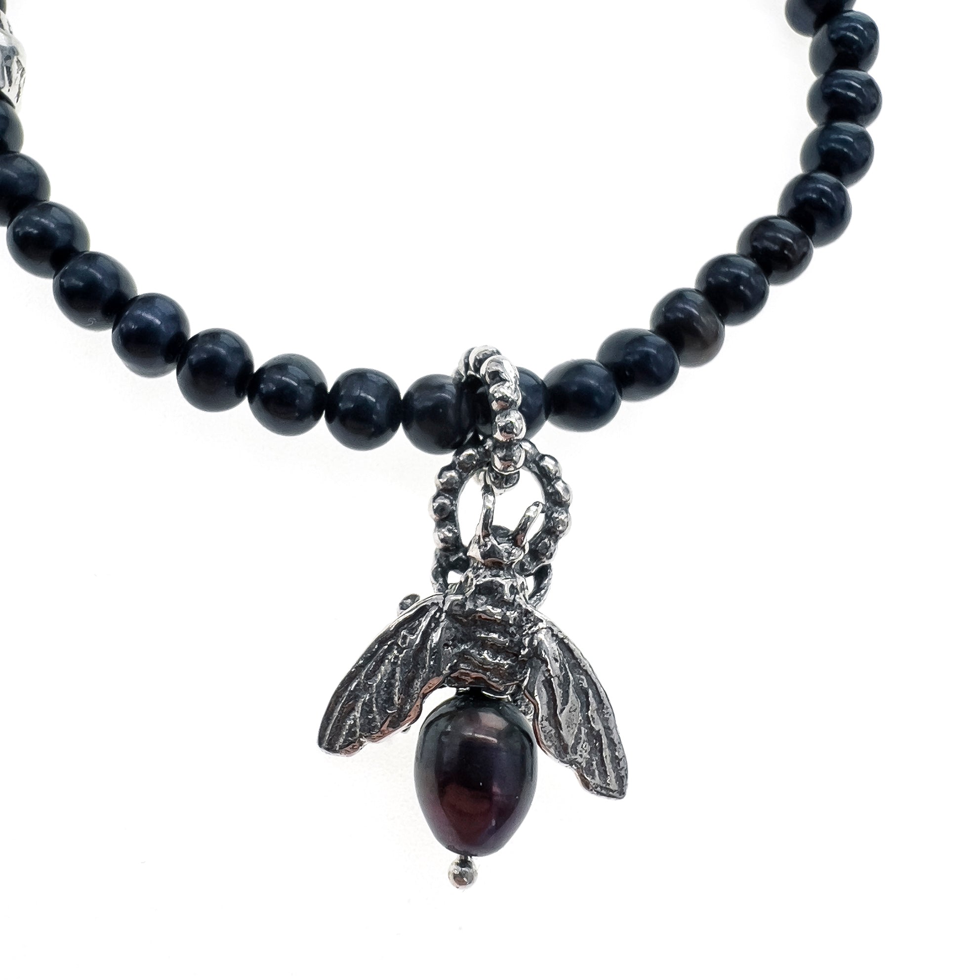 B 24d08B bee my honey black pearl bracelet