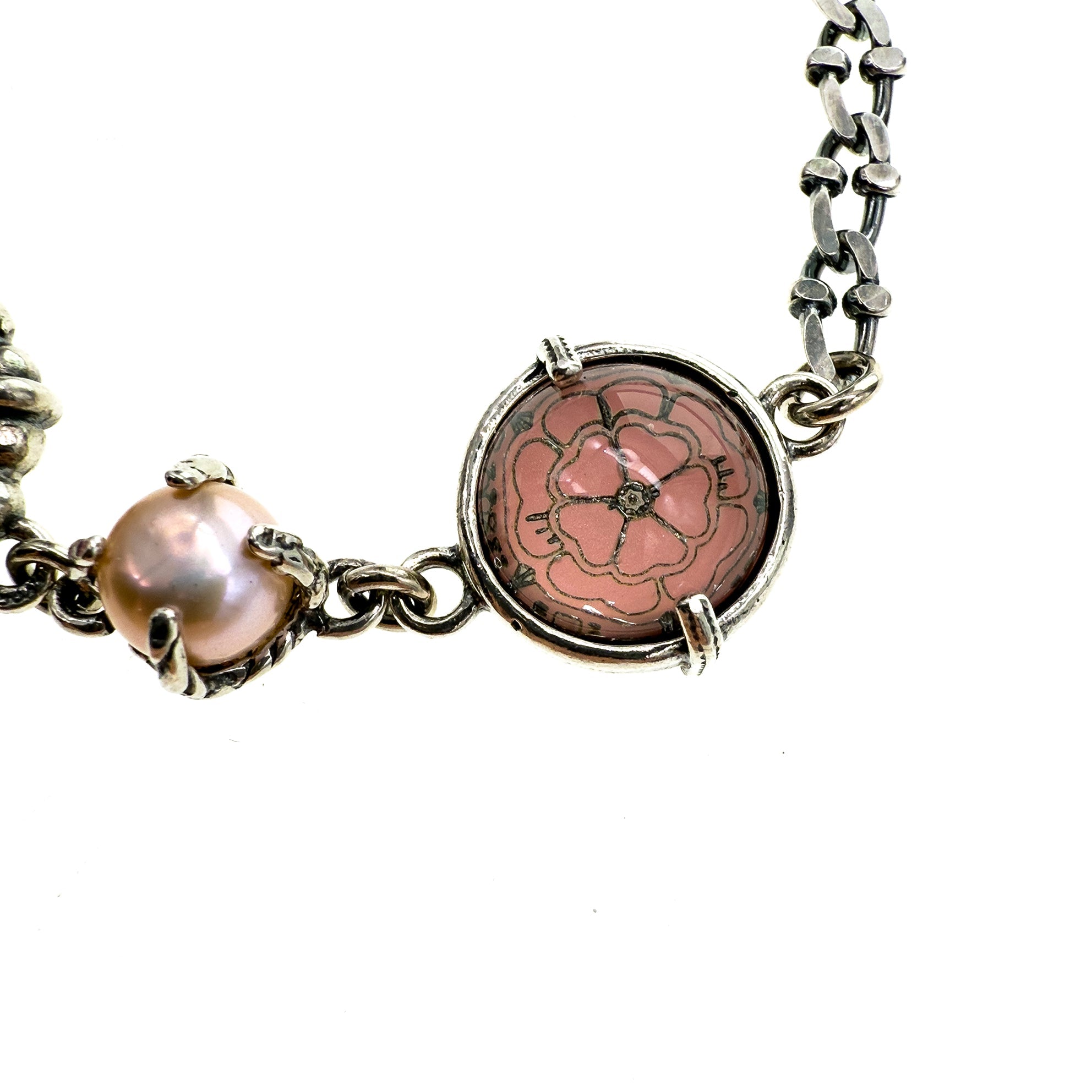 B 25e02 Pink Charm Bracelet
