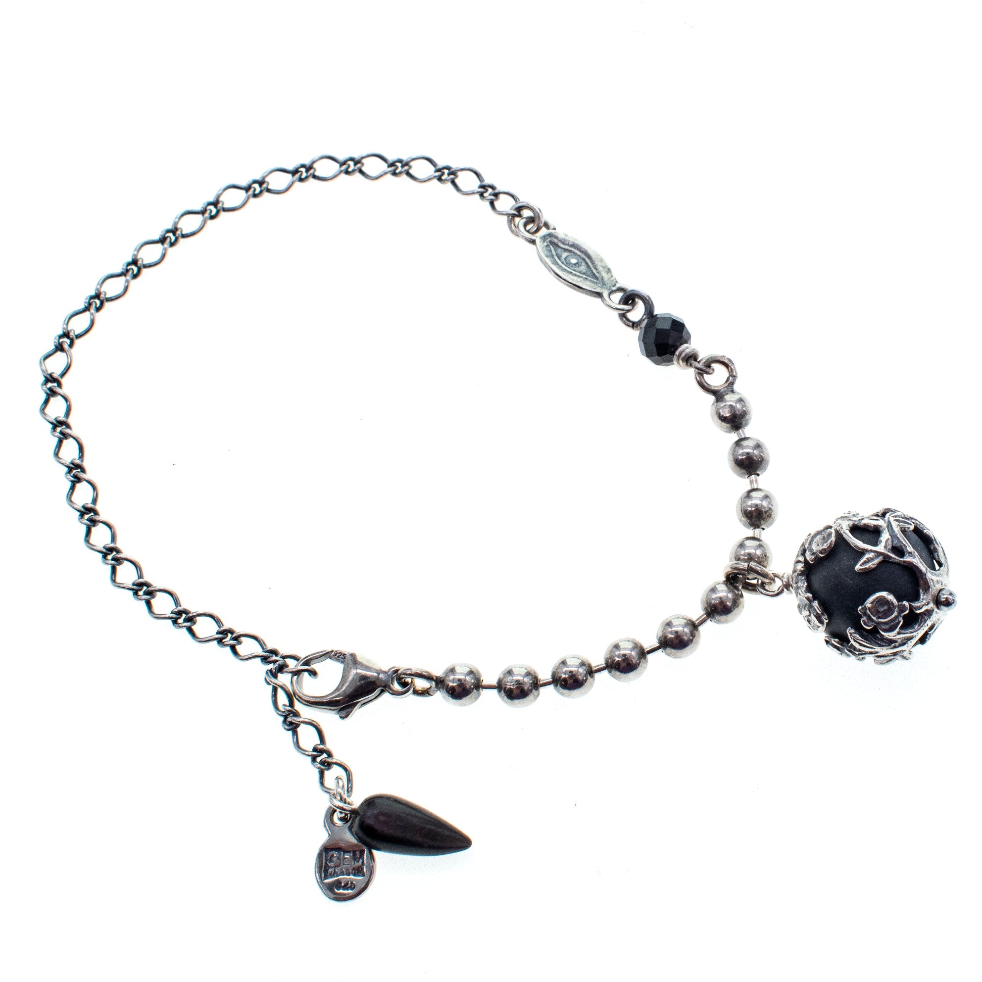 B 26a10 Black Onyx Drop Bracelet