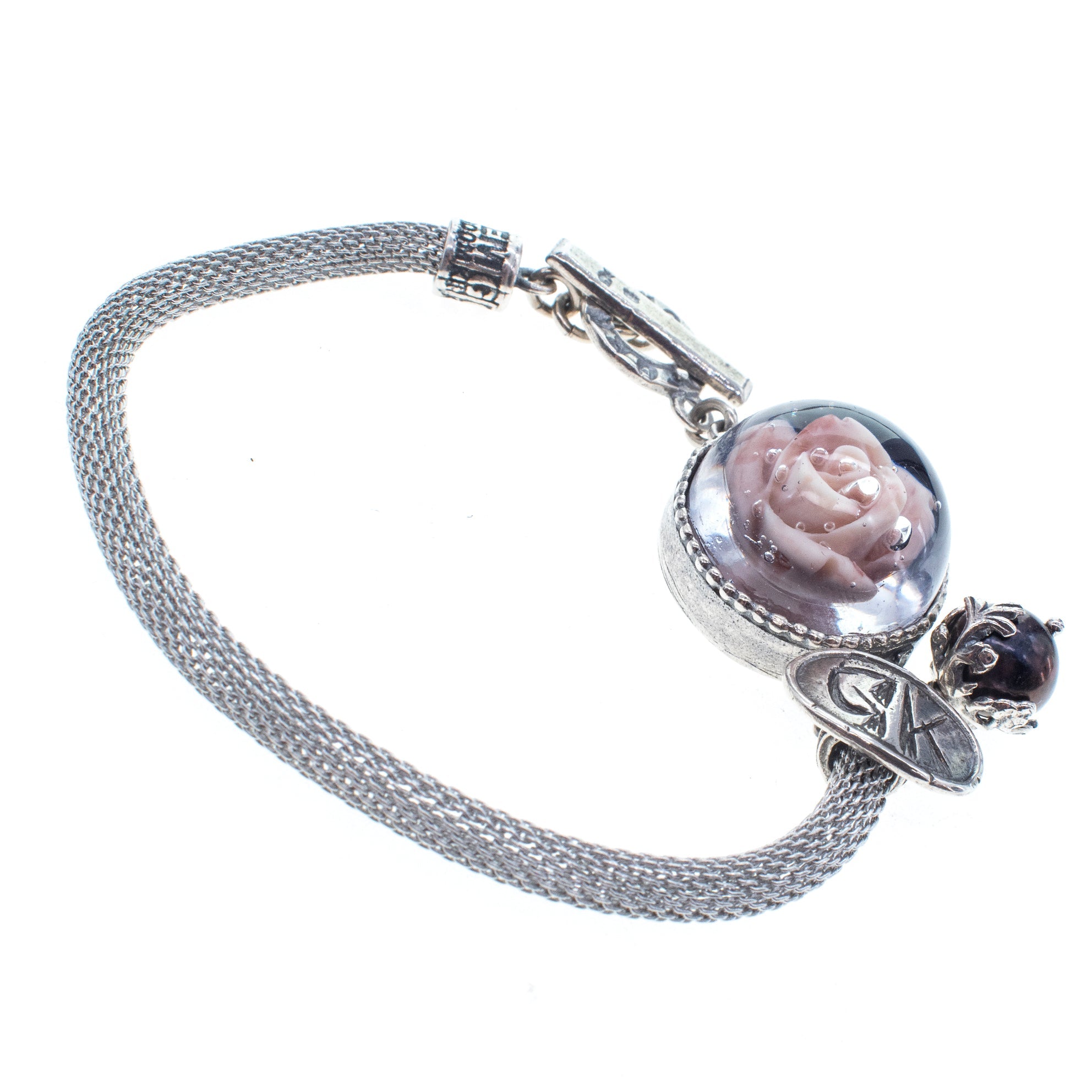 B 26a04 Rose in Resin Mesh Bracelet