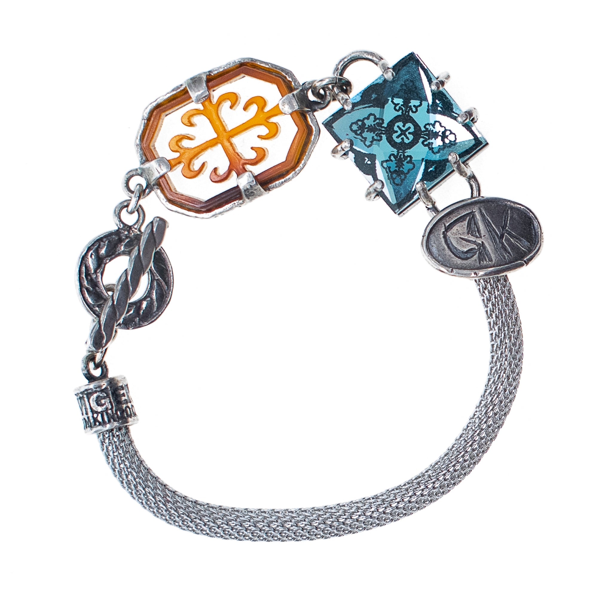 B 26a06 Blue Crystal Intaglio Mesh Bracelet