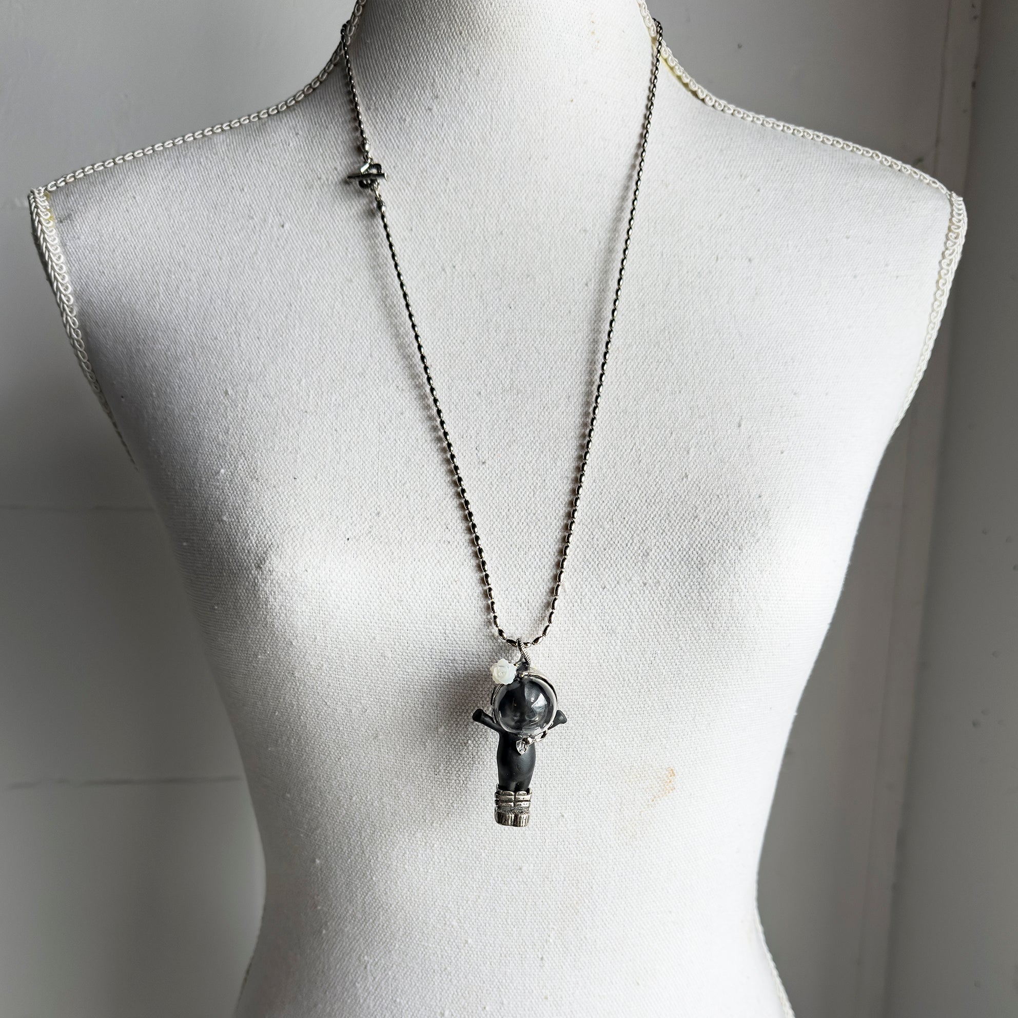 BS42B Happy Baby "Major Tom" Black and silver Necklace