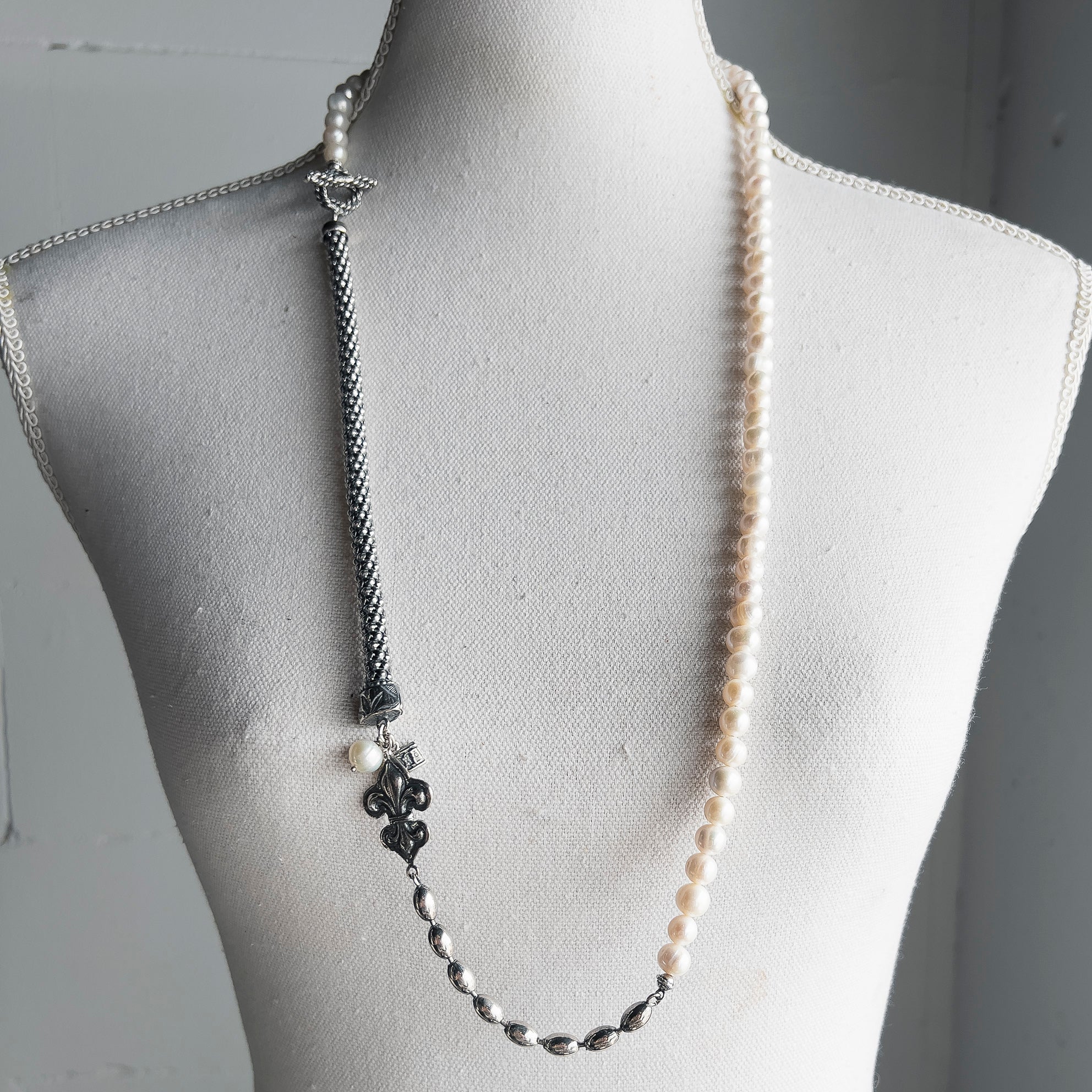 CH 233A Fleur de Lis white Pearl Necklace