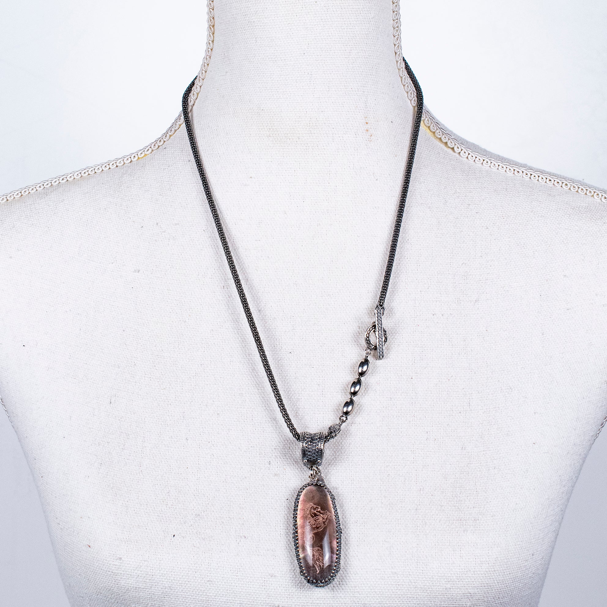 P 26a01 Engraved Bohemian Crystal "Hippocampus" Pendant