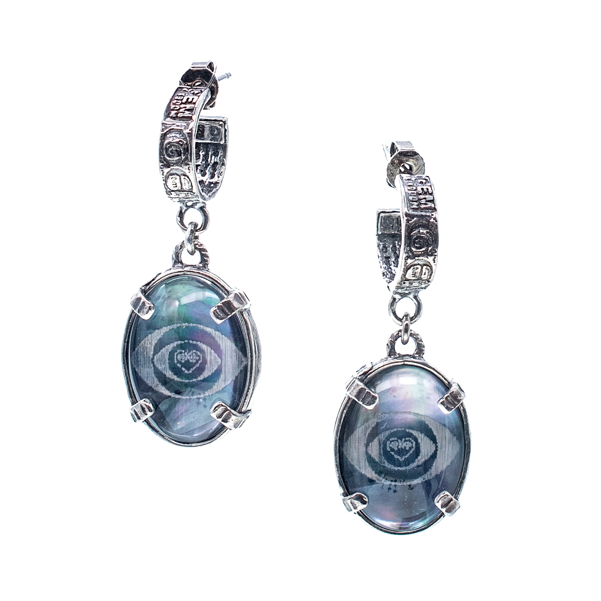 E 25f01B Grey Eye Earrings