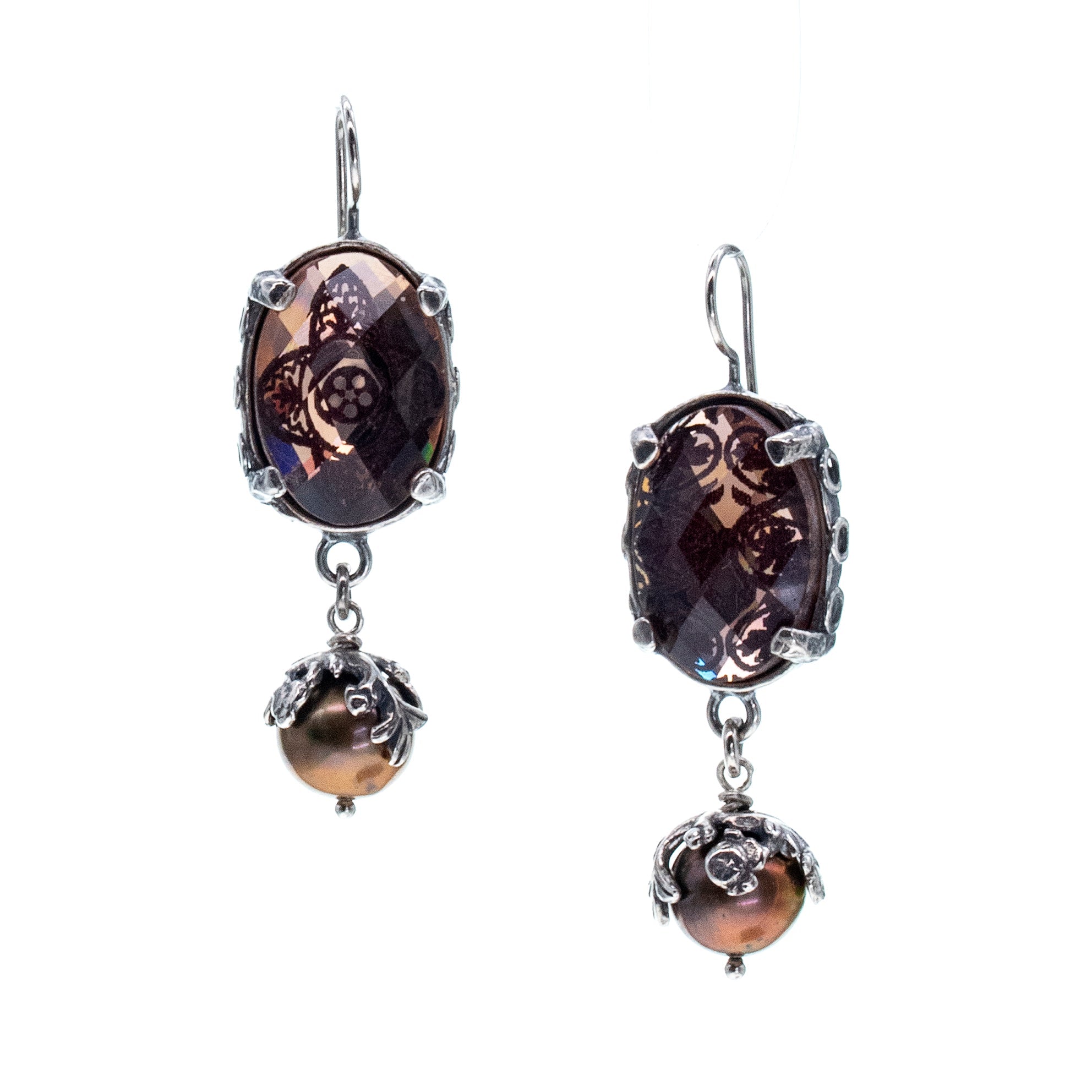 E 26a05 Intaglio Crystal & Pearl Drop Earrings