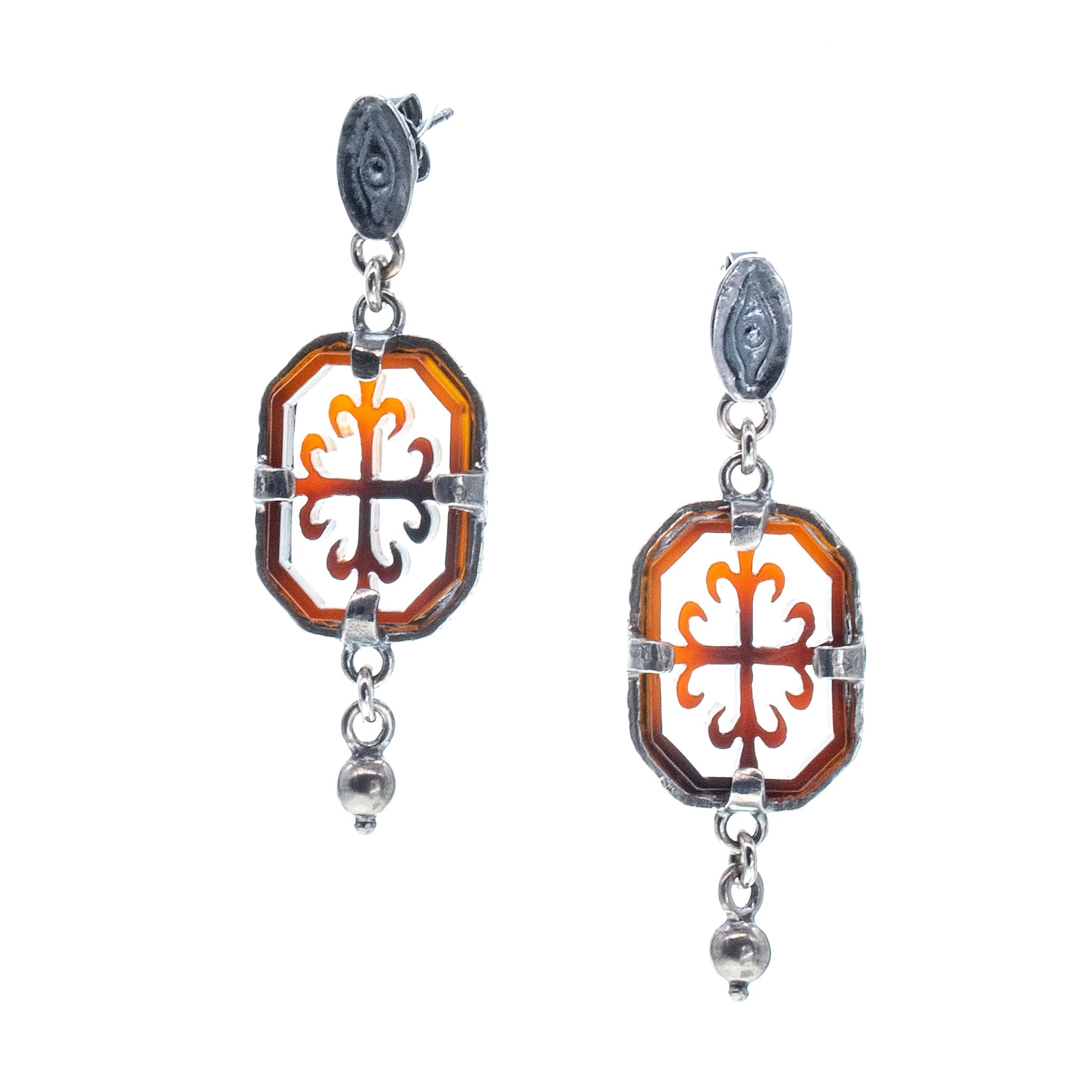 E 26a12 Brown Floral Cut-Out Drop Earrings