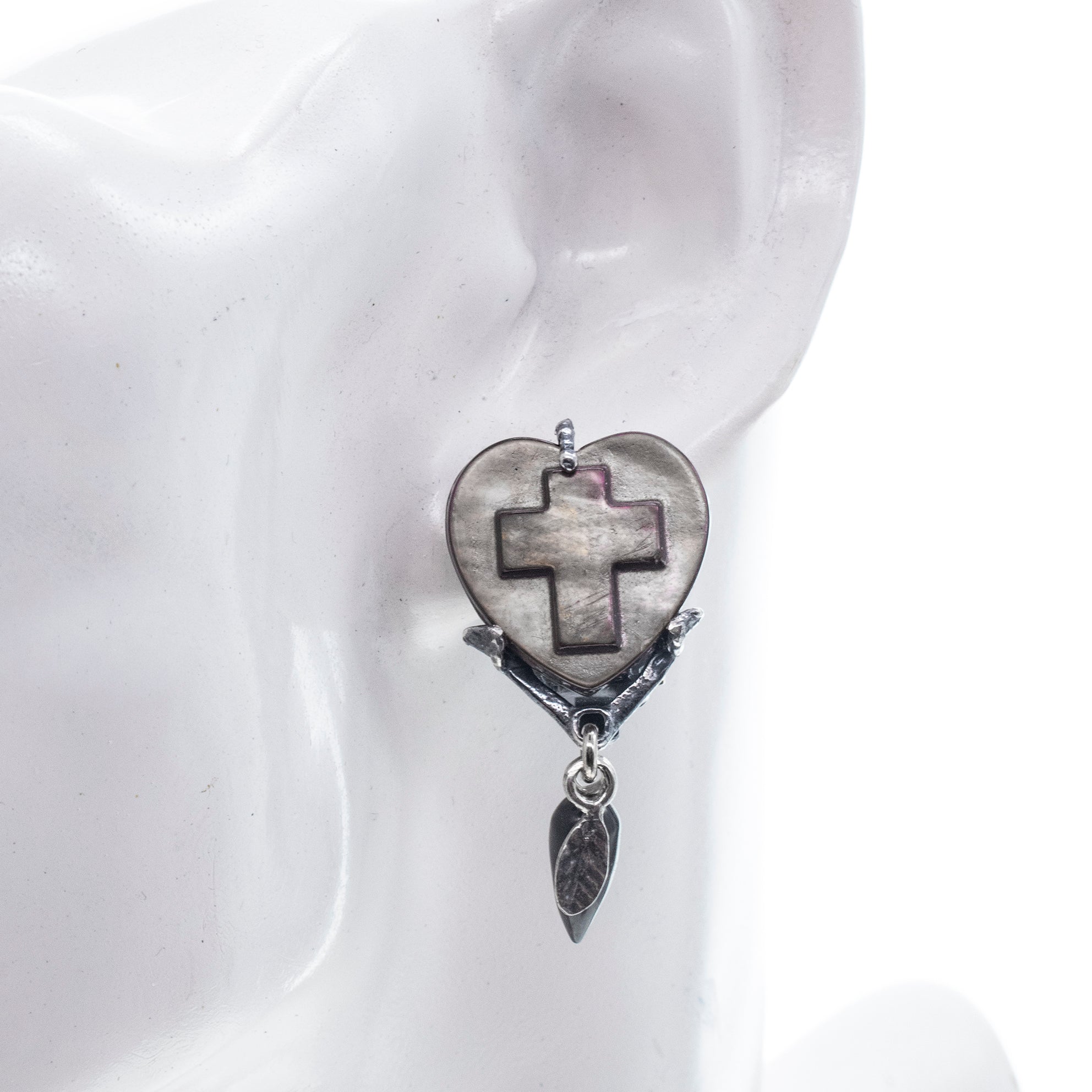 EC 26a32B Black Mother of Pearl Heart & Cross Ear Clips