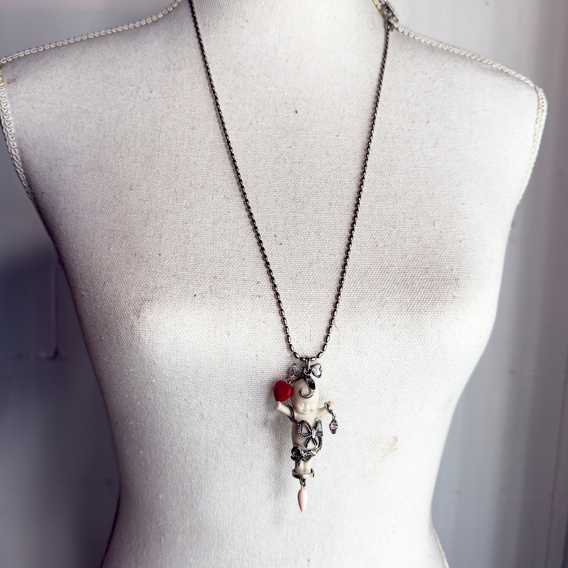 BS03A Happy Baby "It's a girl!" white and silver Necklace