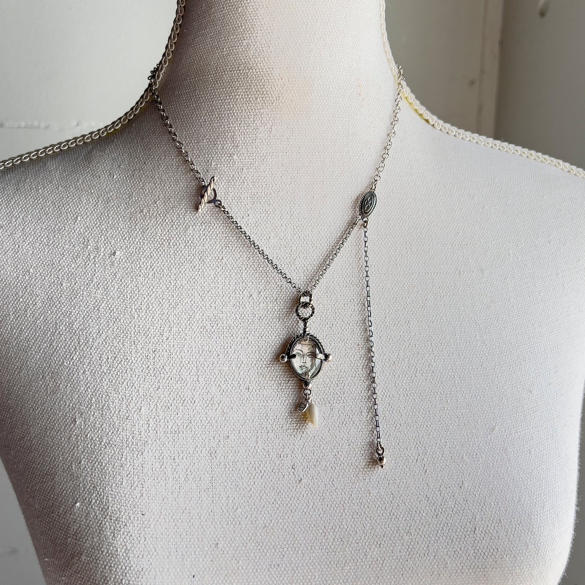 NK 24d24 Picasso necklace