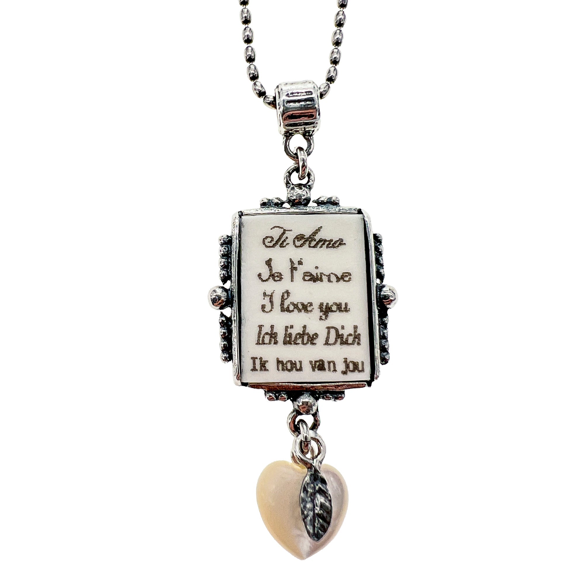 NK 24d29A white loveletter necklace
