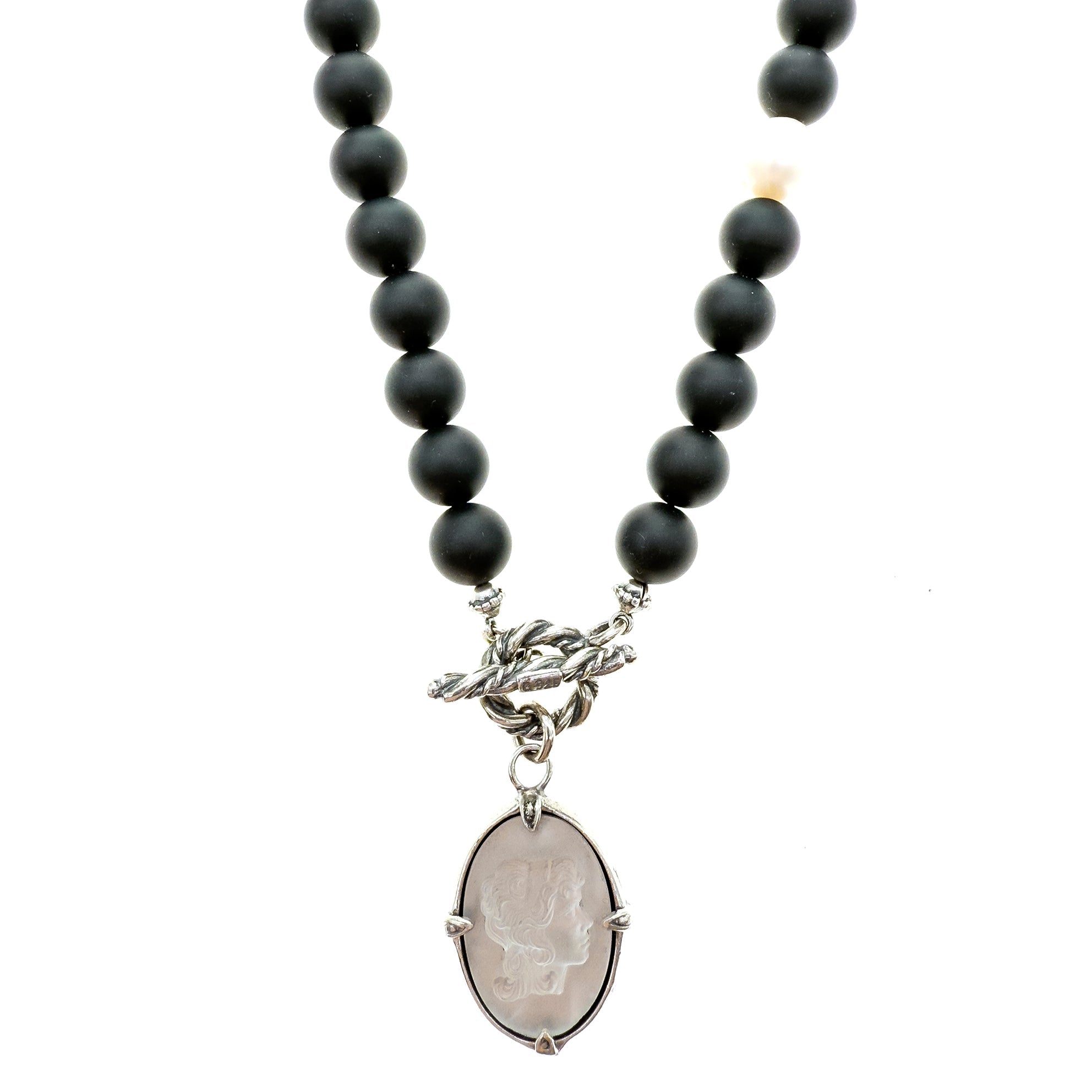 NK 25b14 White Cameo and Black Beaded Necklace