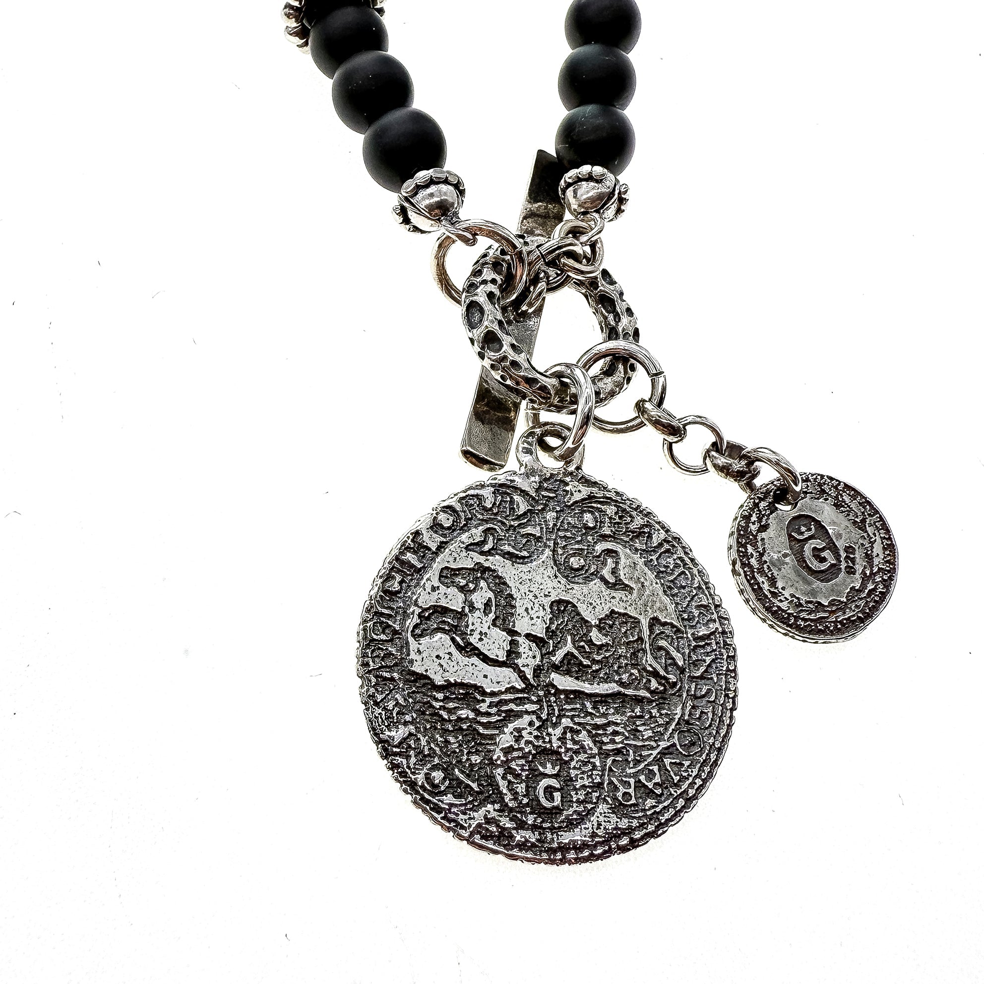 NK 25c02 Black Onyx Sugar Skull Coin Necklace