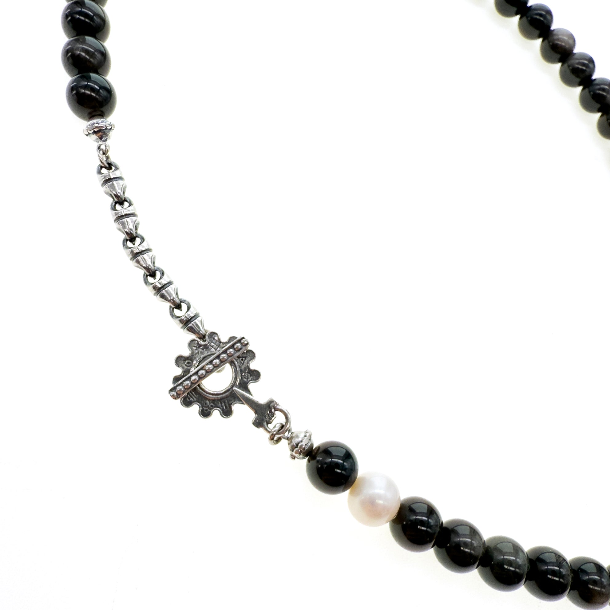 NK 25e01 Sacred Heart Statement Necklace
