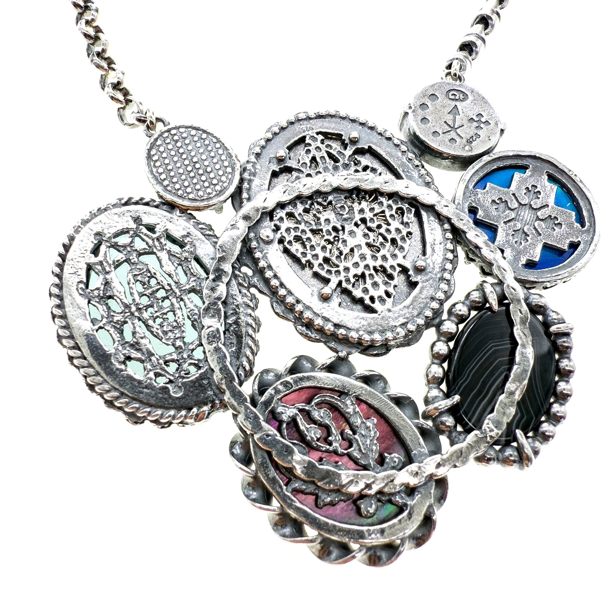 NK 25e03 dark Sacred Heart Cluster Necklace