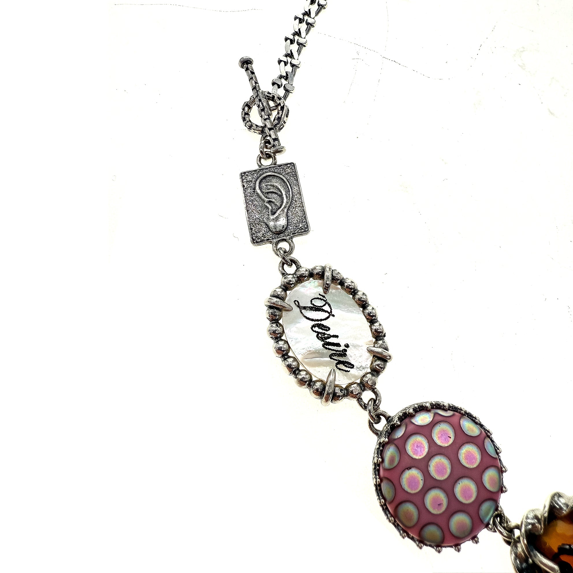 NK 25e04 Desire Collar Necklace