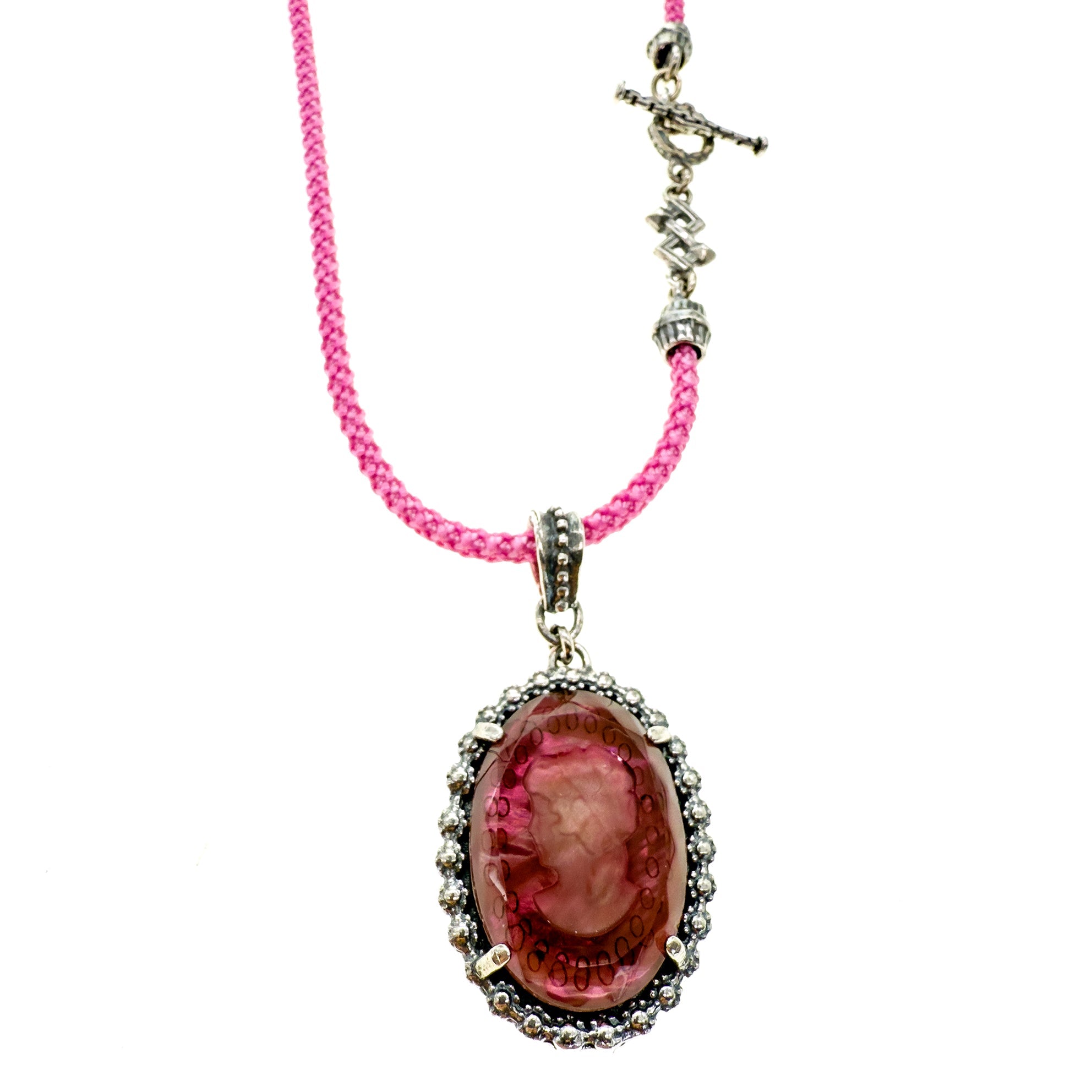 NK 25e17 Vintage Cameo Cord Pendant Necklace