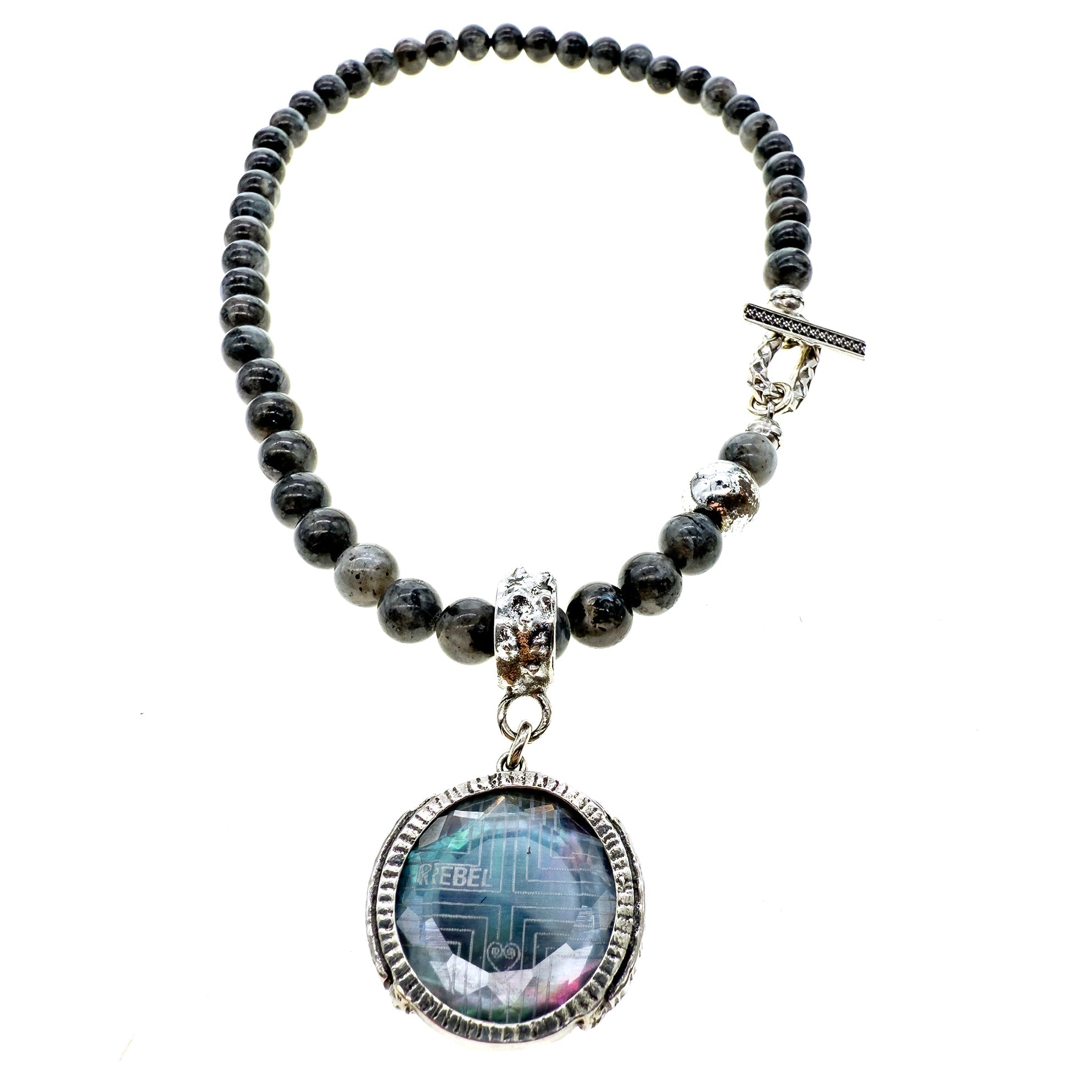 NK 25f01B Rebel Rebel Dark beaded necklace
