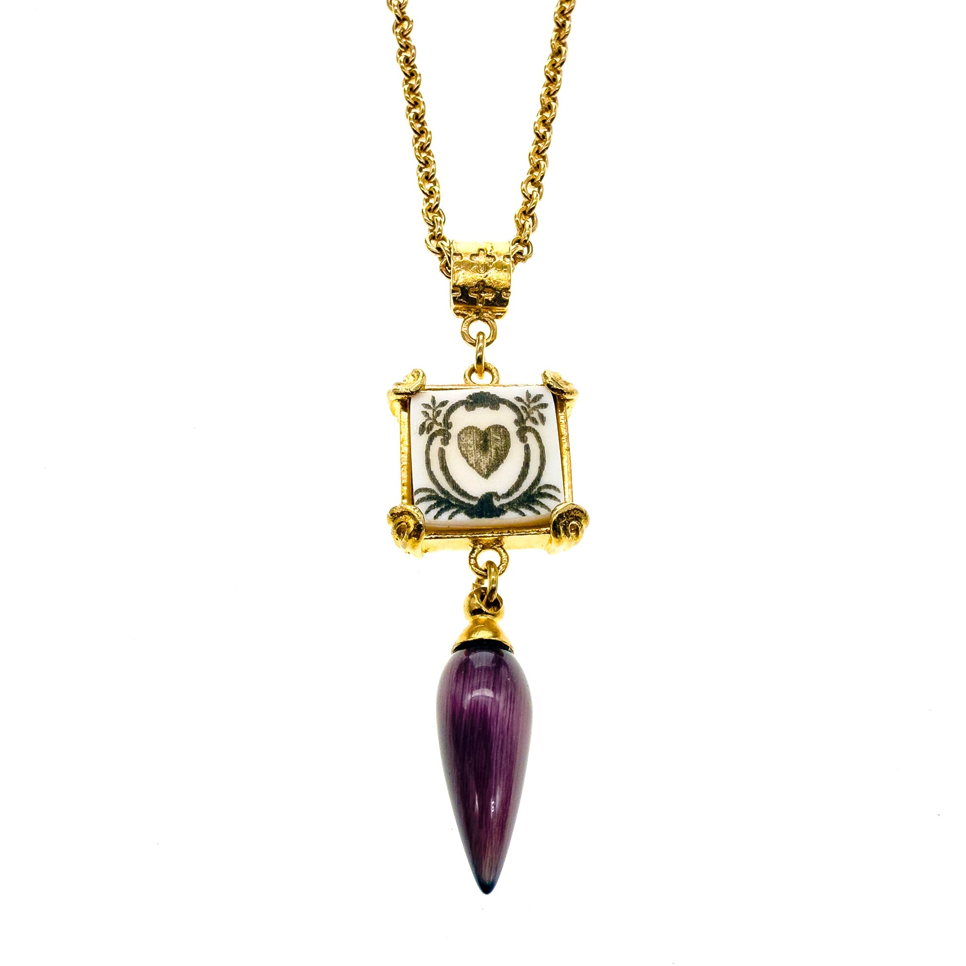 NK 25g32 Square Engraved Bone Heart Necklace