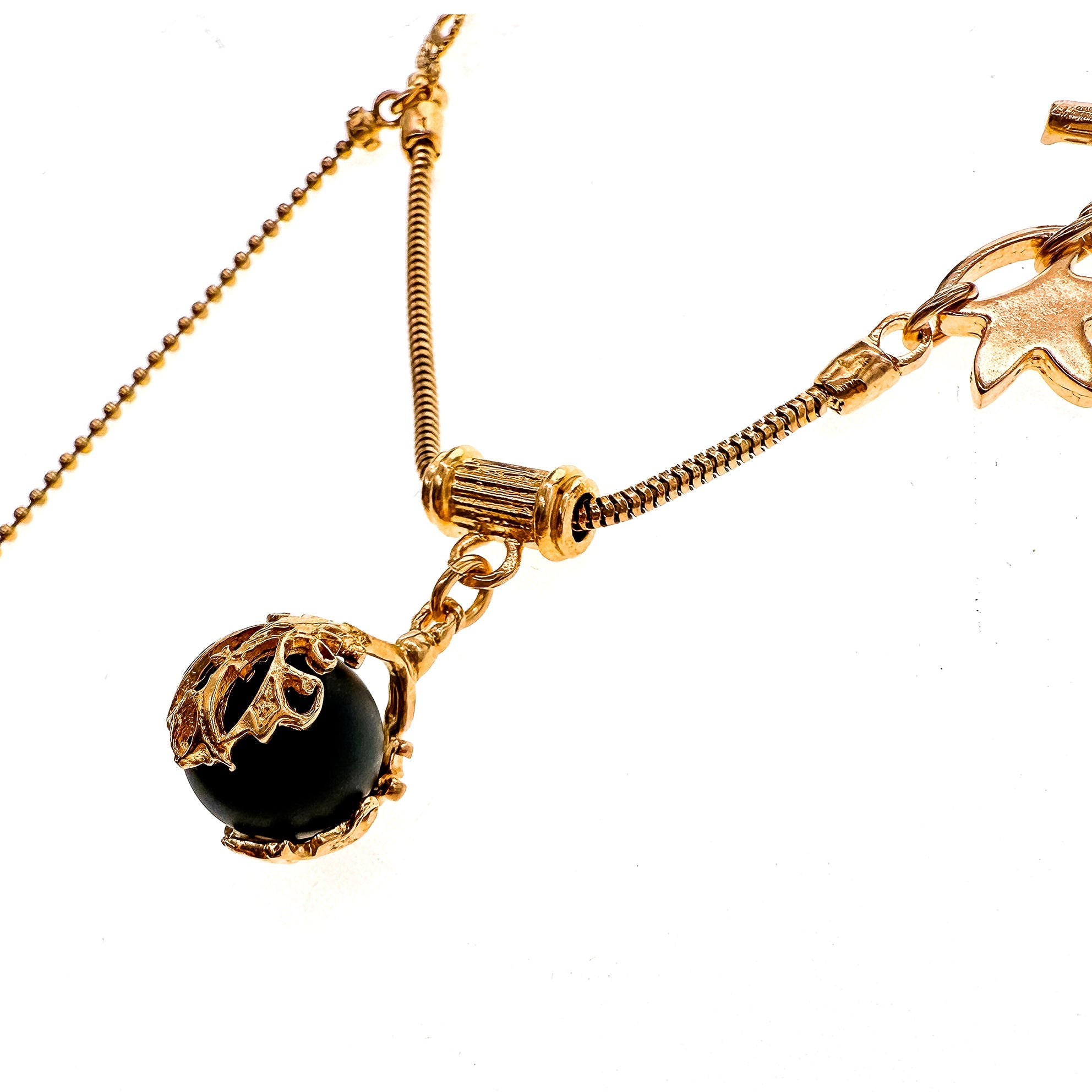 NK 25g35B black orb charm necklace