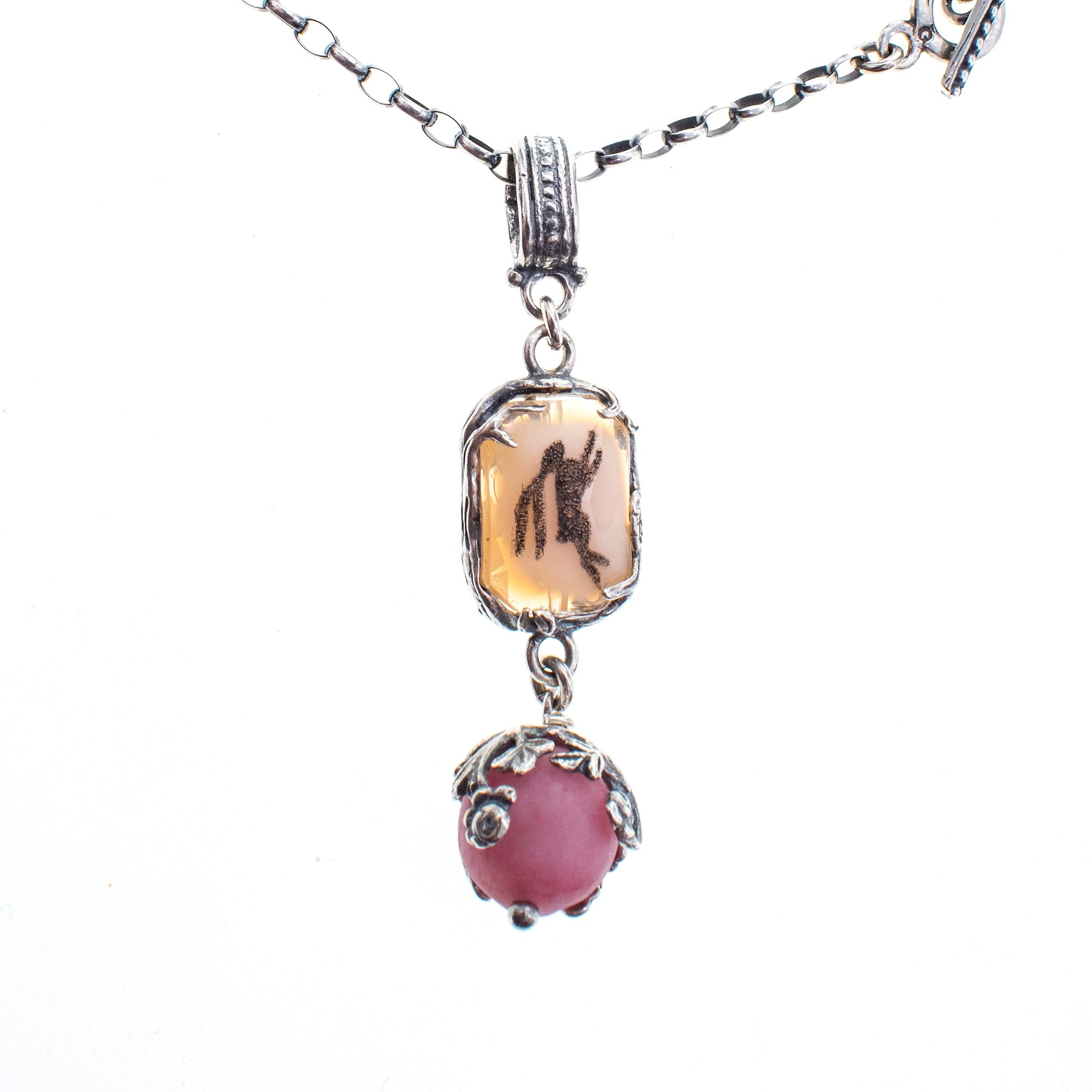 NK 26a19 Pink Vintage Glass Hare Pendant Necklace