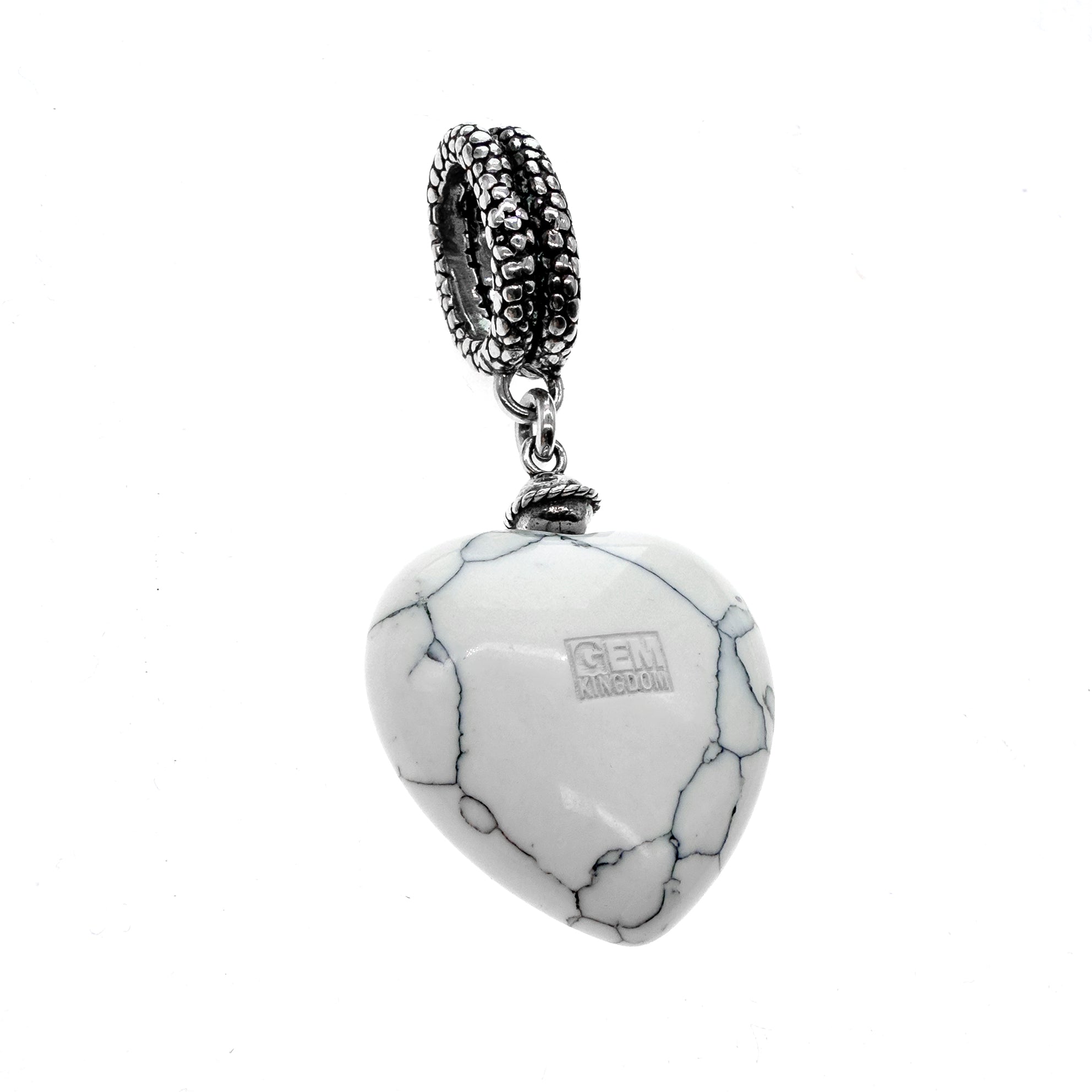 P 25c01 Crown Resin Heart Pendant