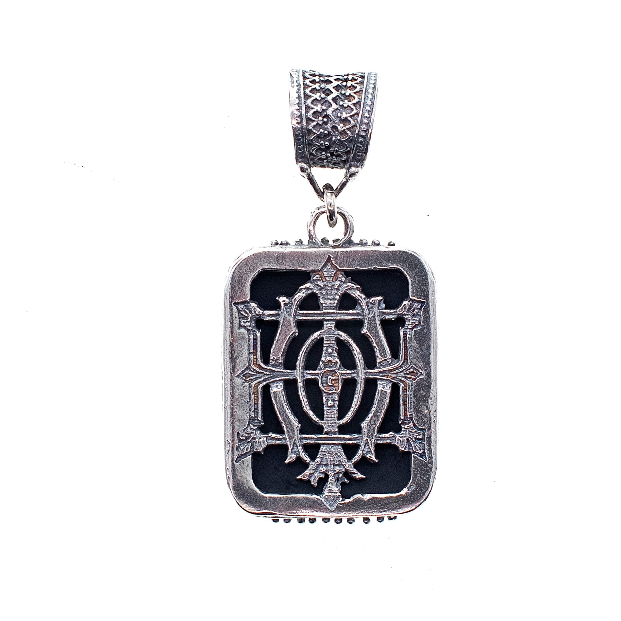 P 25e01B Black Vintage Glass Cameo Pendant