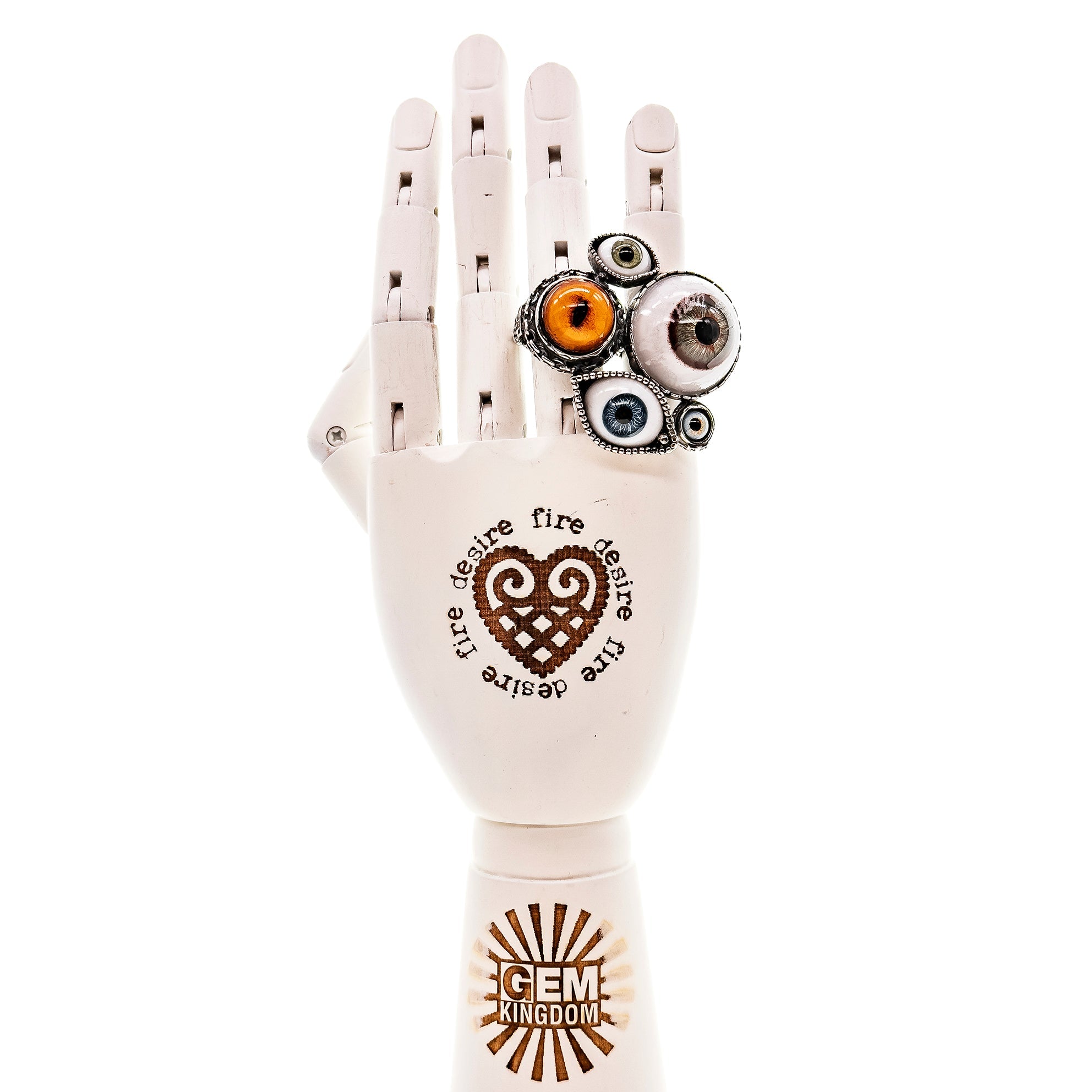 R 25a01 eye love you statement ring