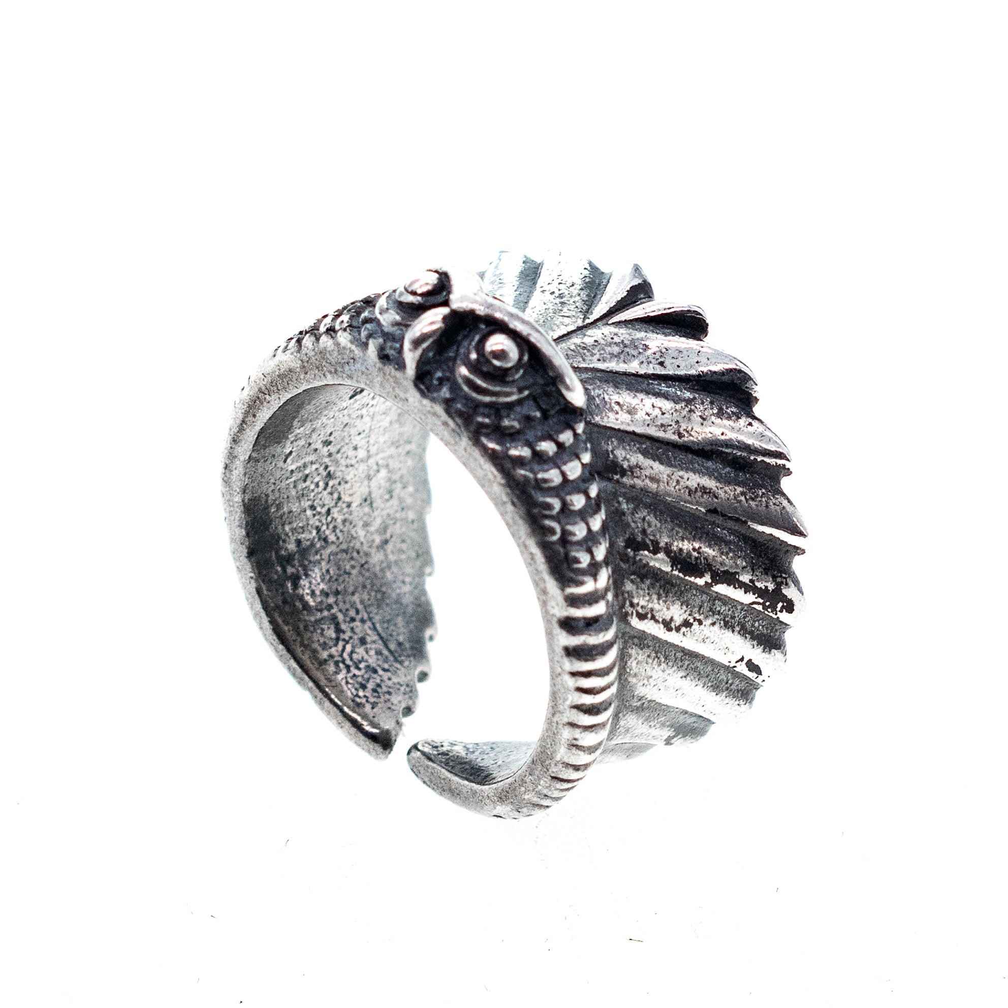 R 25c04 Owl Ring