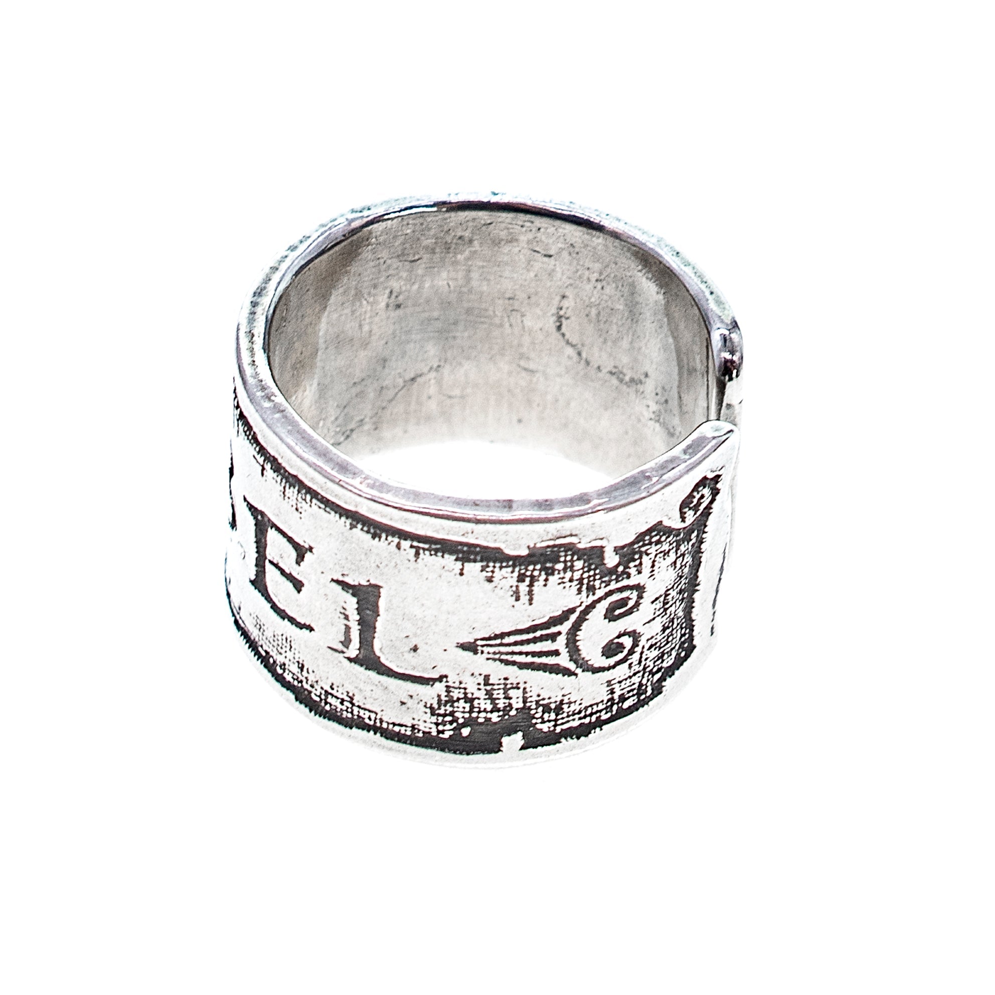 R 25f05 "Rebel" Ring
