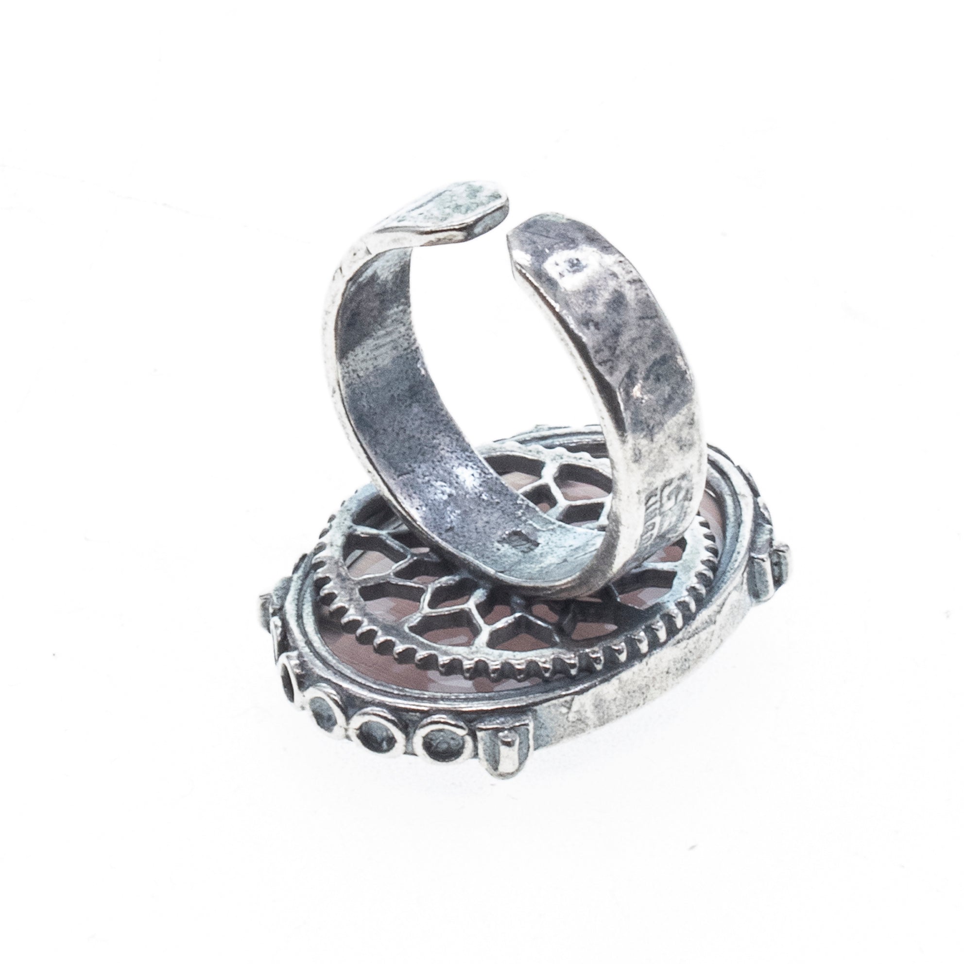 R 26a07C Purple Jumping Hare Ring