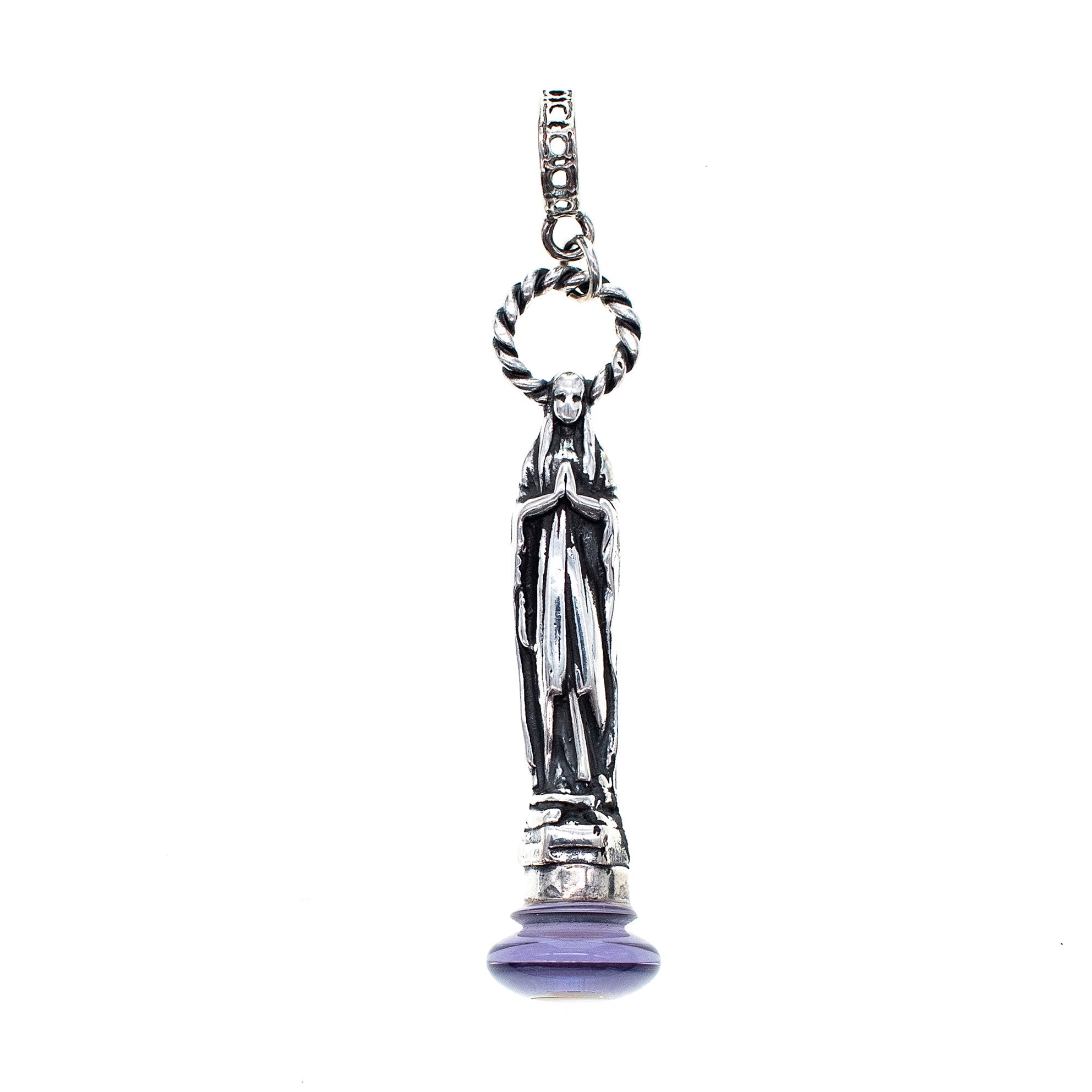 P 24d06 madonna pendant