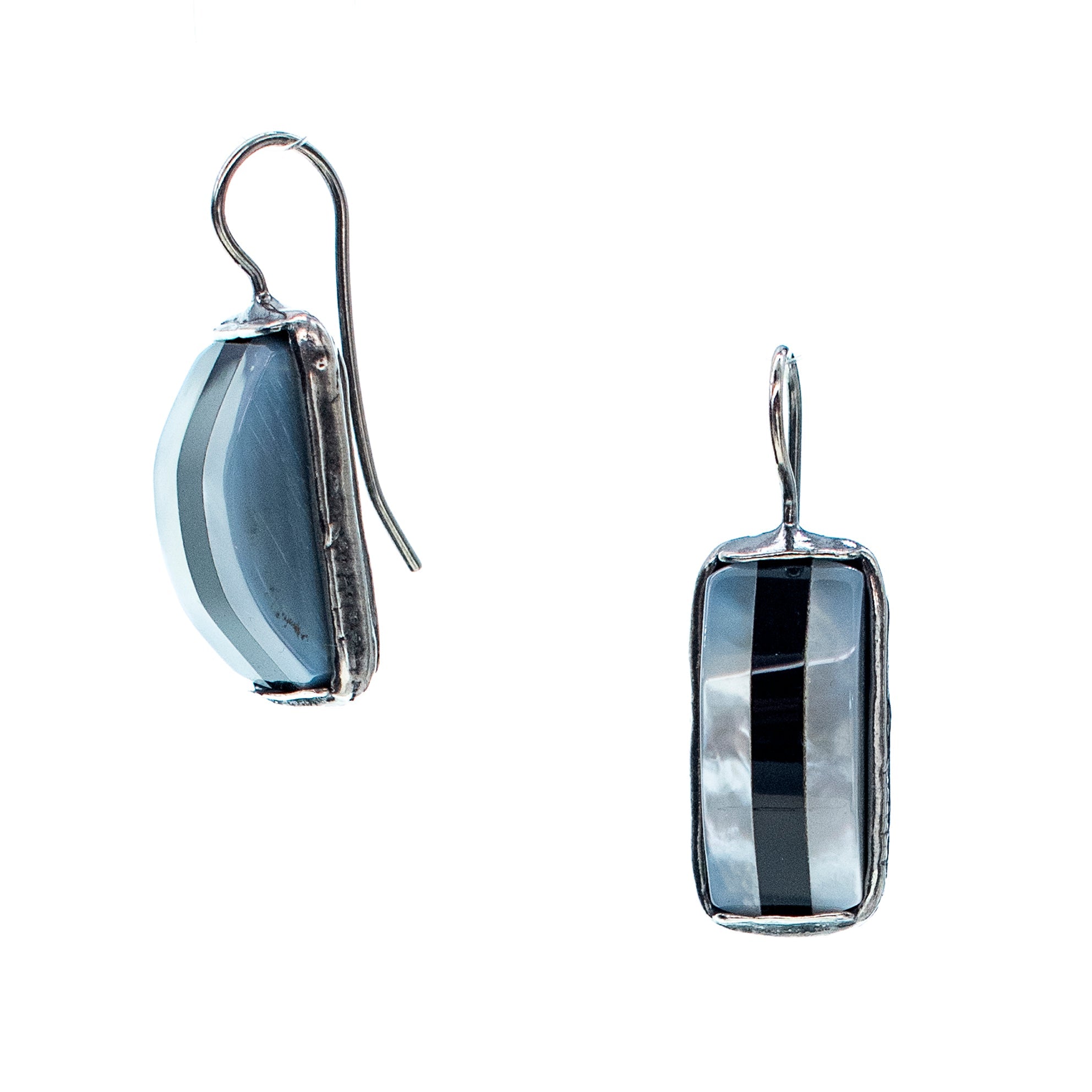 E 25b08 Black and White Striped Inlay Earrings