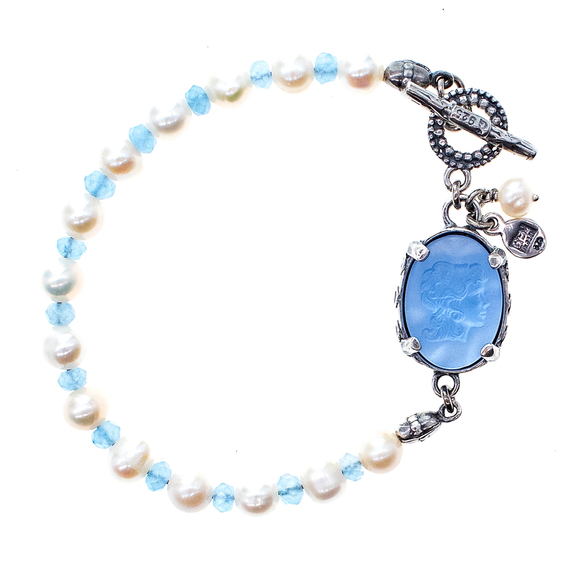 B 25b07 Blue Cameo Beaded Bracelet
