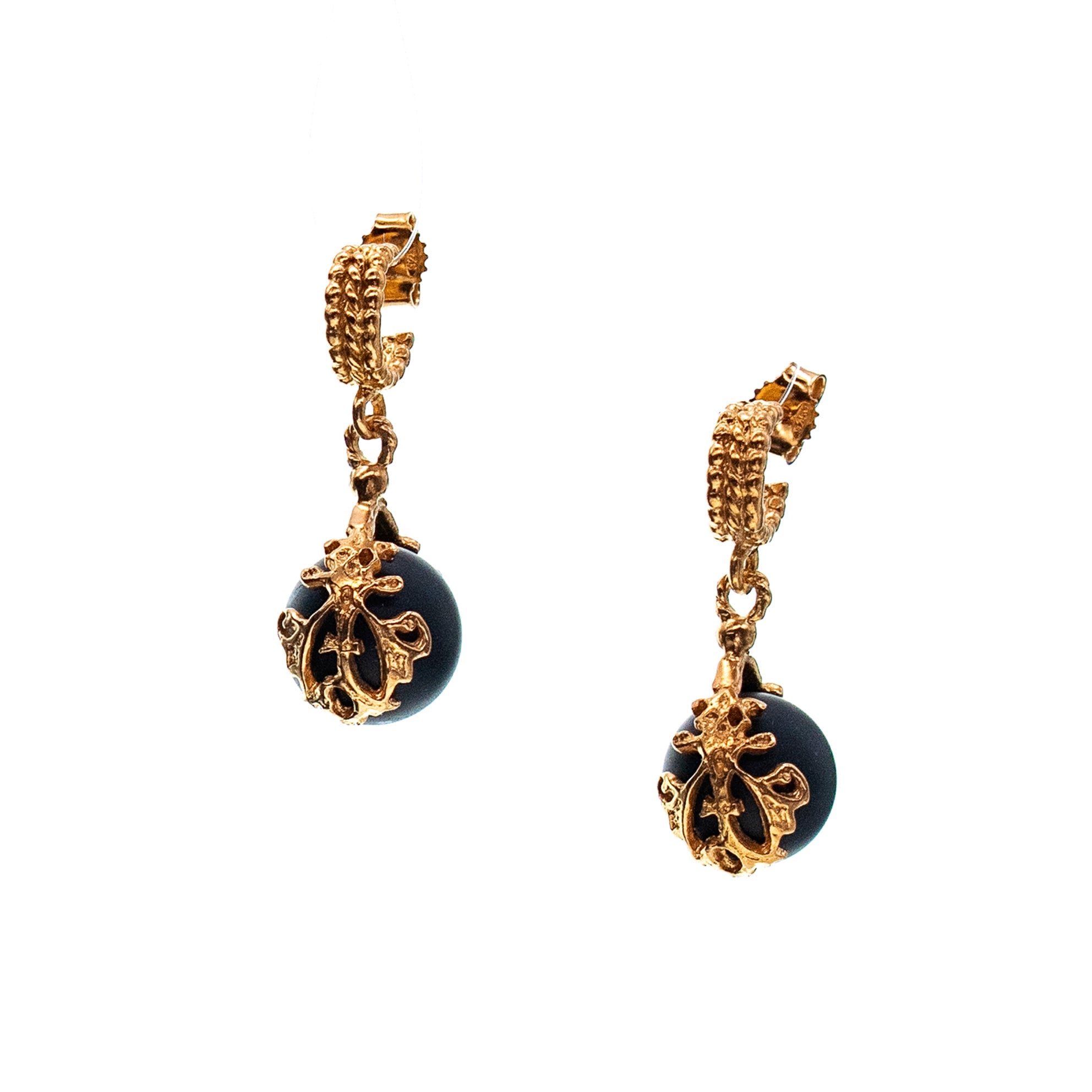 E 25g29B black Orb earrings
