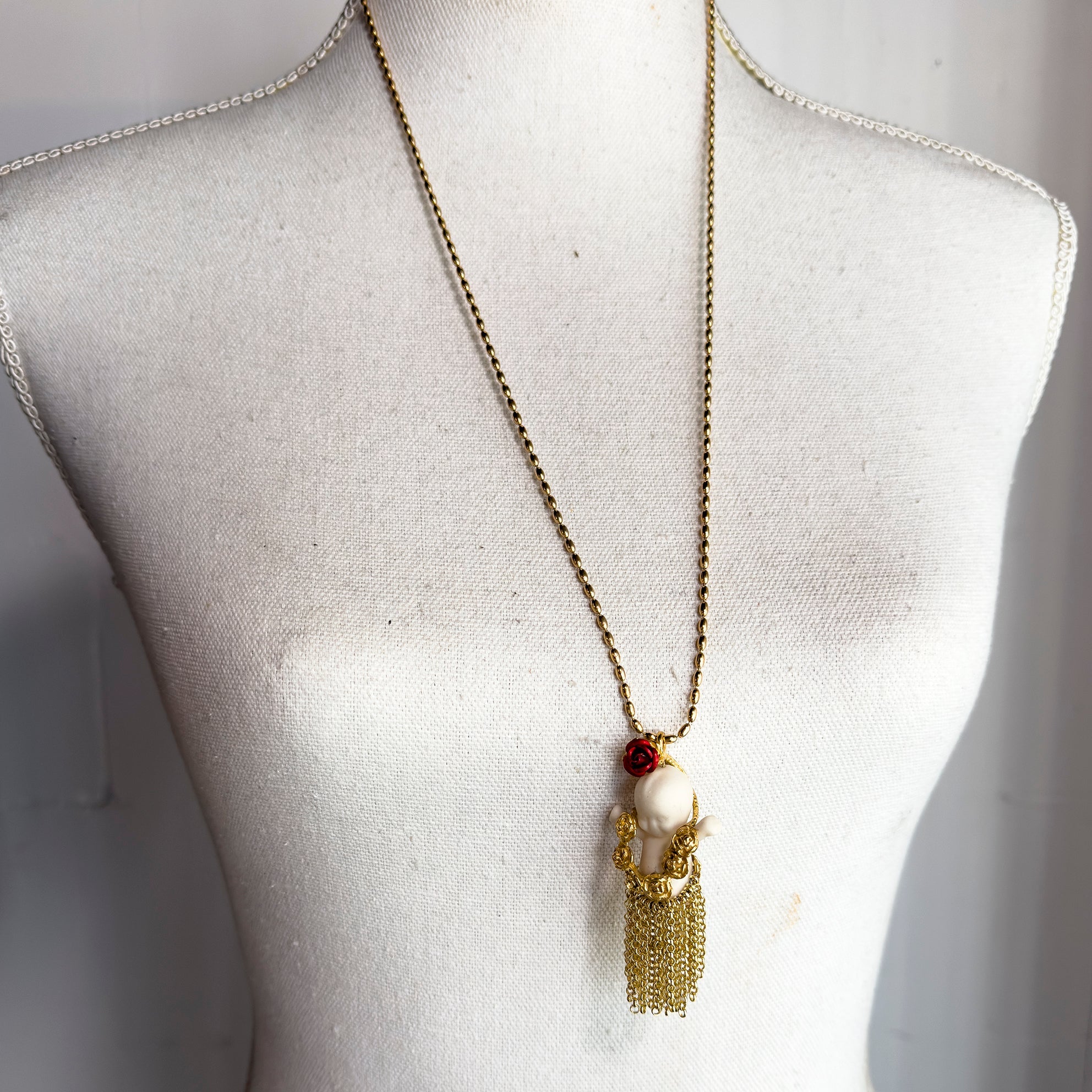 BG10A Happy Baby "Aloha" White and gold Necklace