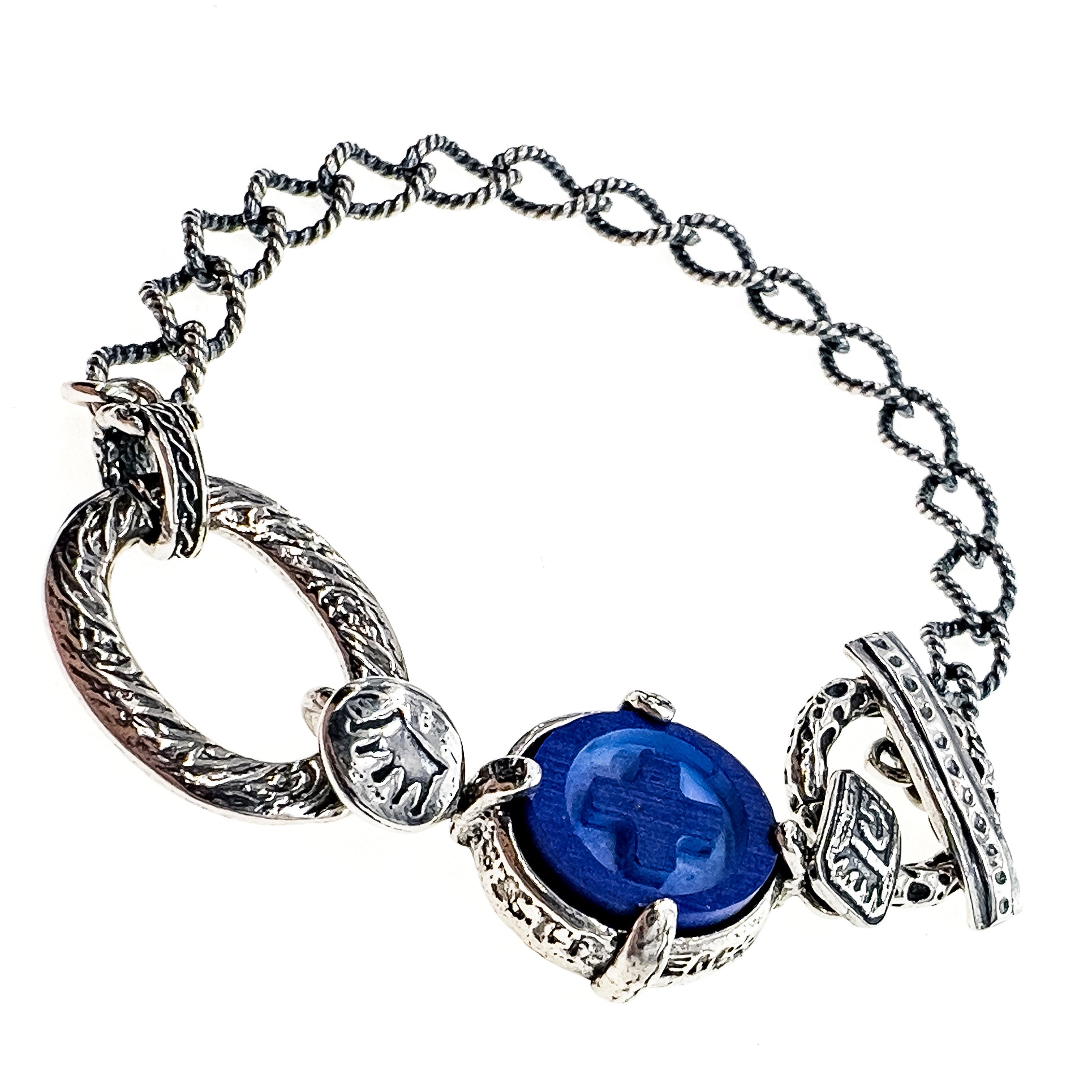 B 24e05 Blue Lapis Bracelet