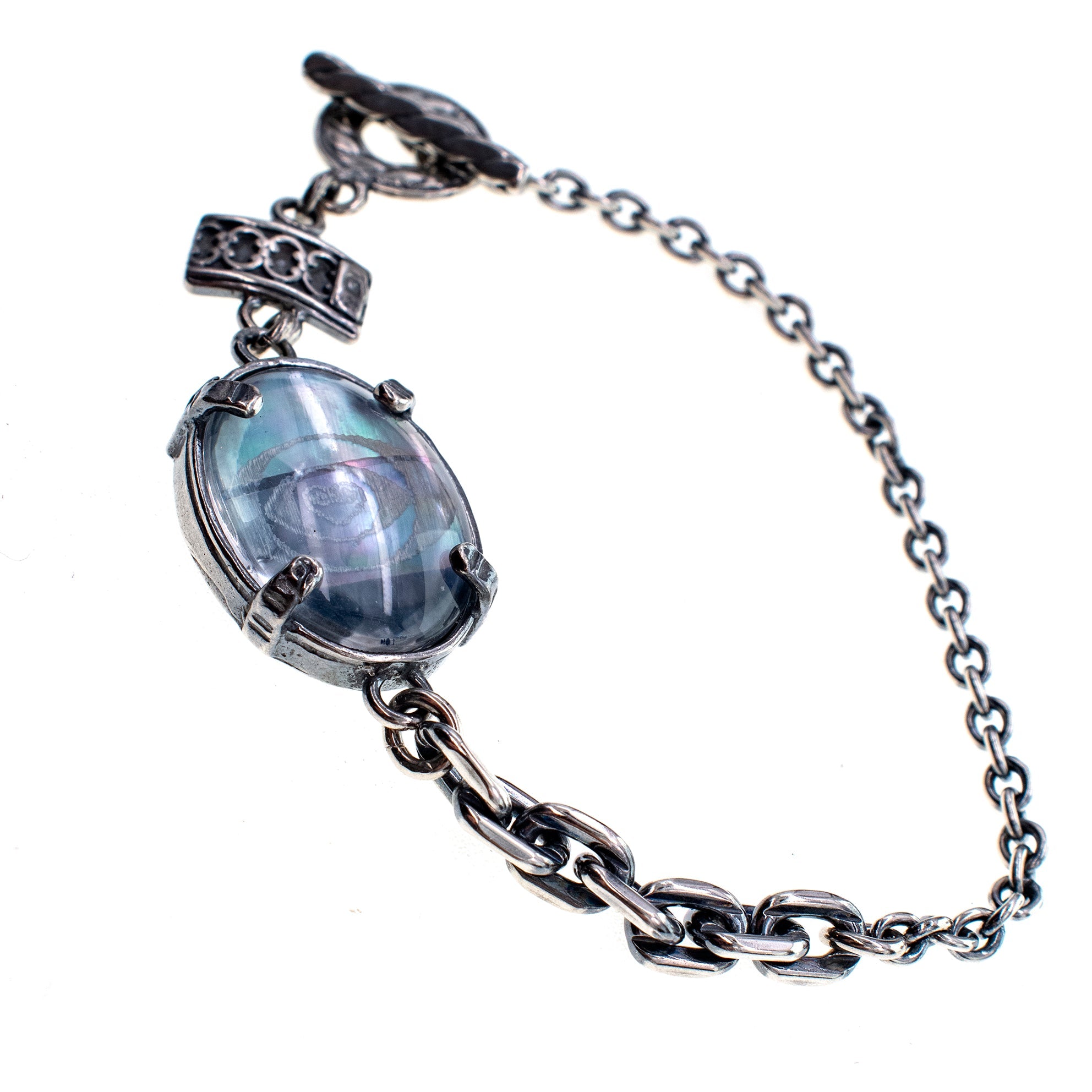 B 25f01B Grey Eye Bracelet