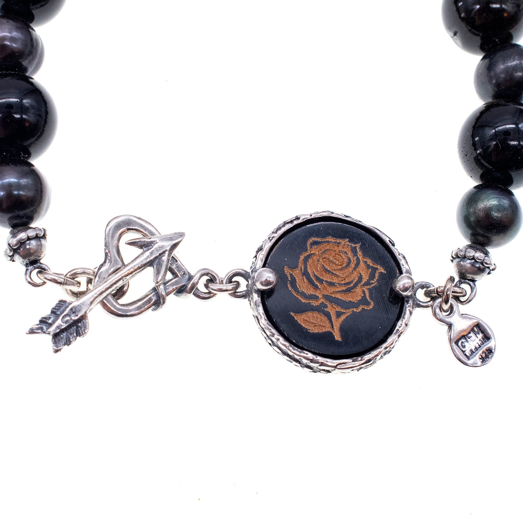 B 25h01B beaded bracelet black