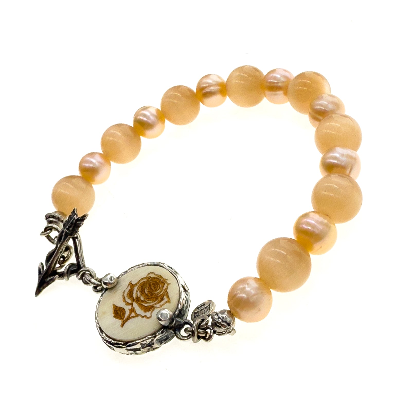 B 25h01A beaded bracelet pink