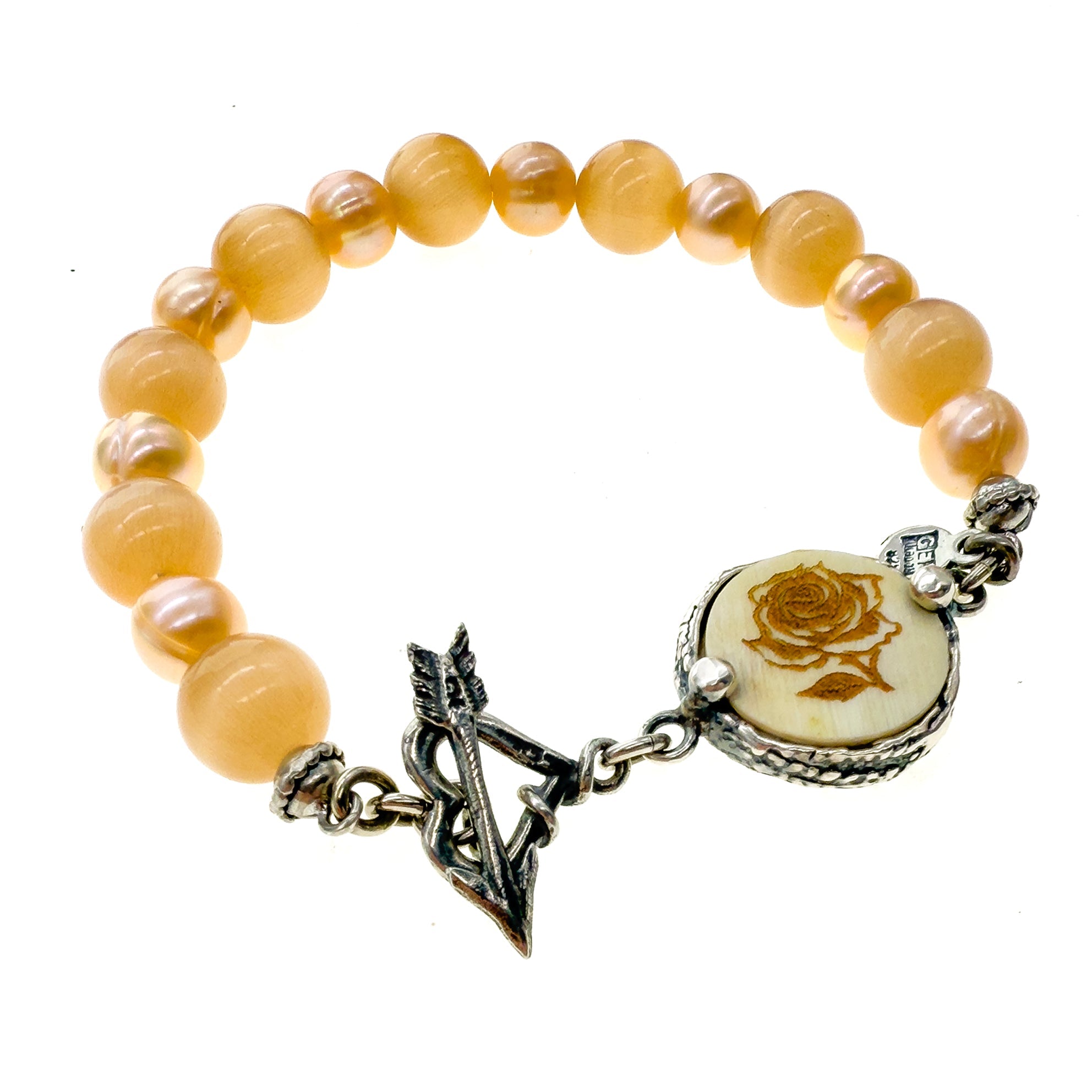 B 25h01A beaded bracelet pink