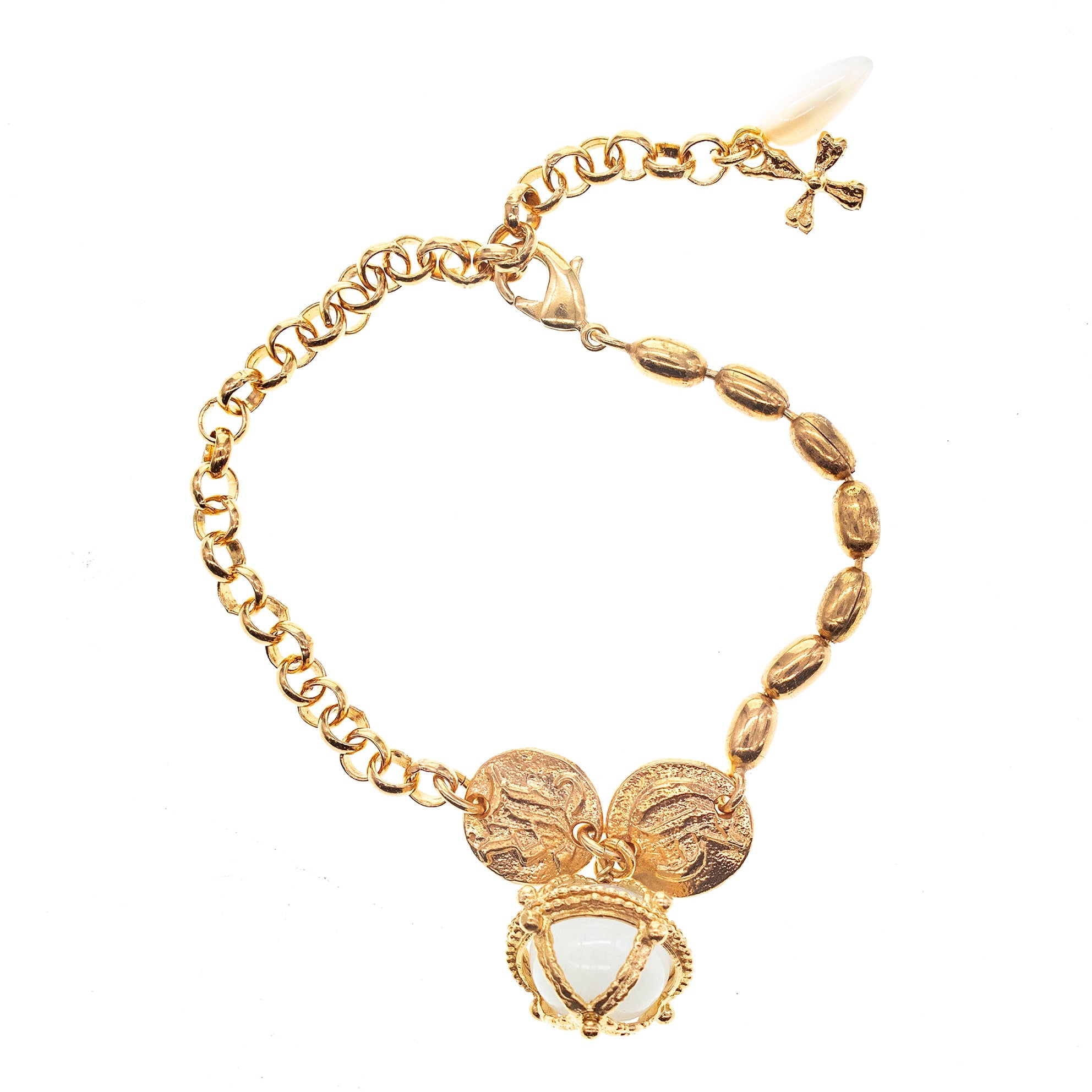 B 26g07 White royal orb bracelet