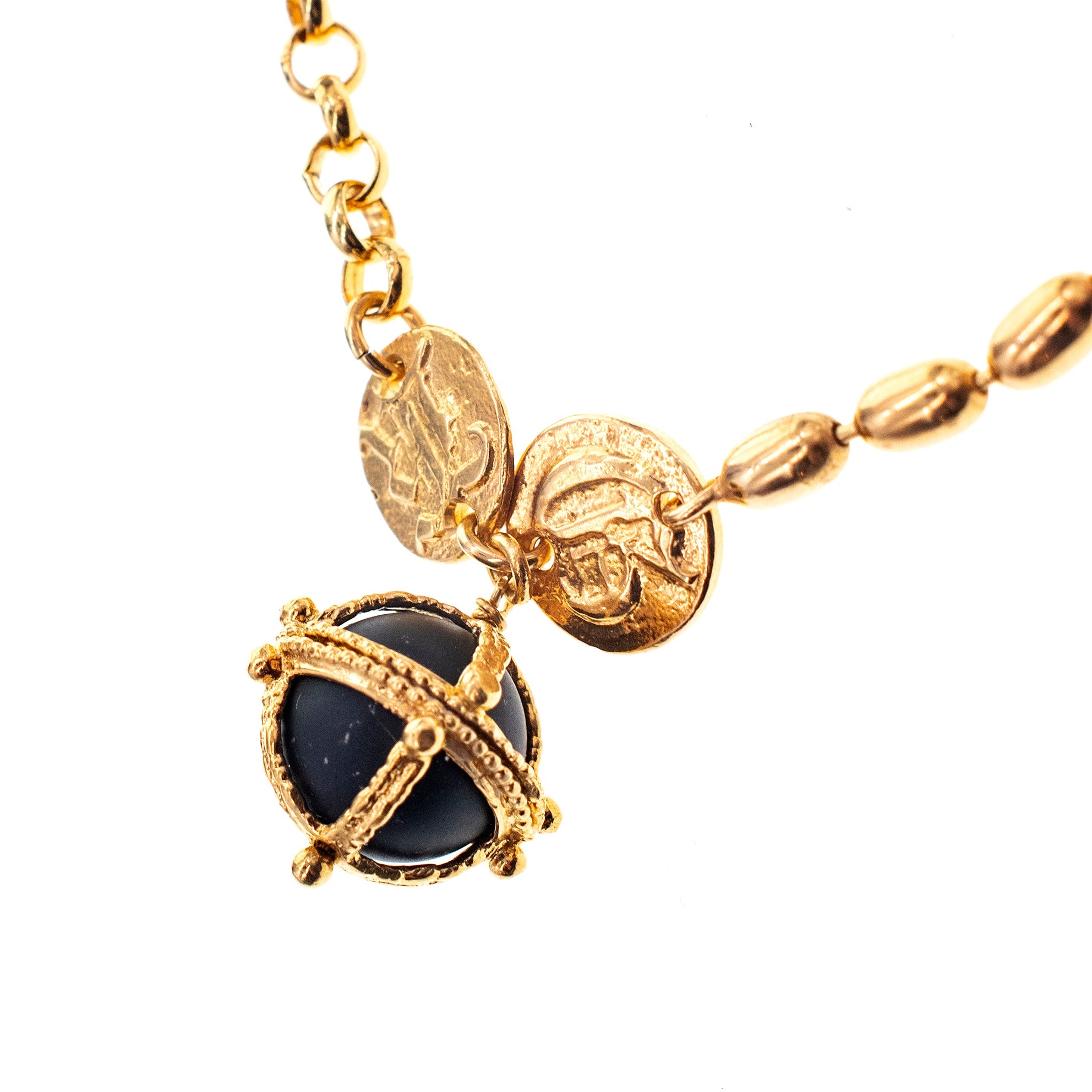 B 26g07 Black royal orb bracelet