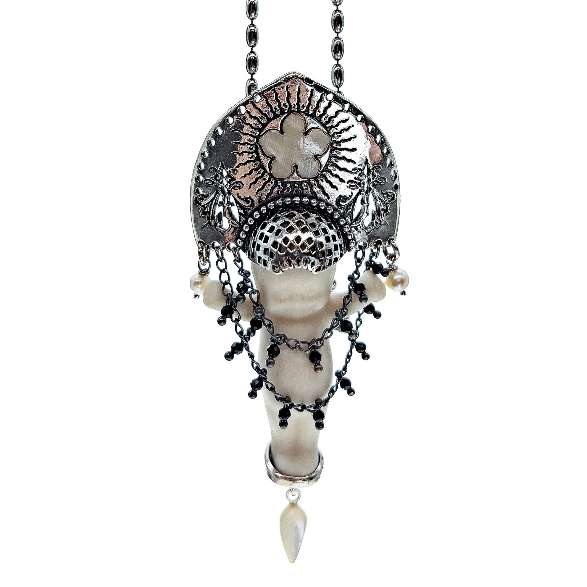 BS54A Happy Baby "Koko" white and silver Necklace