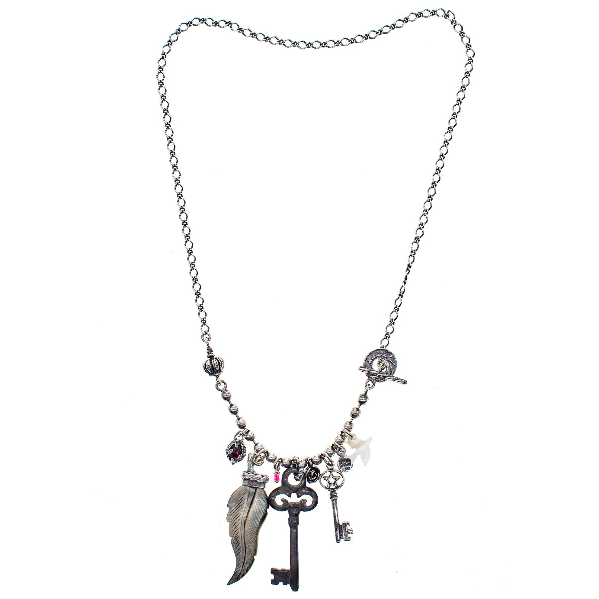 NK 24d08 key charm necklace
