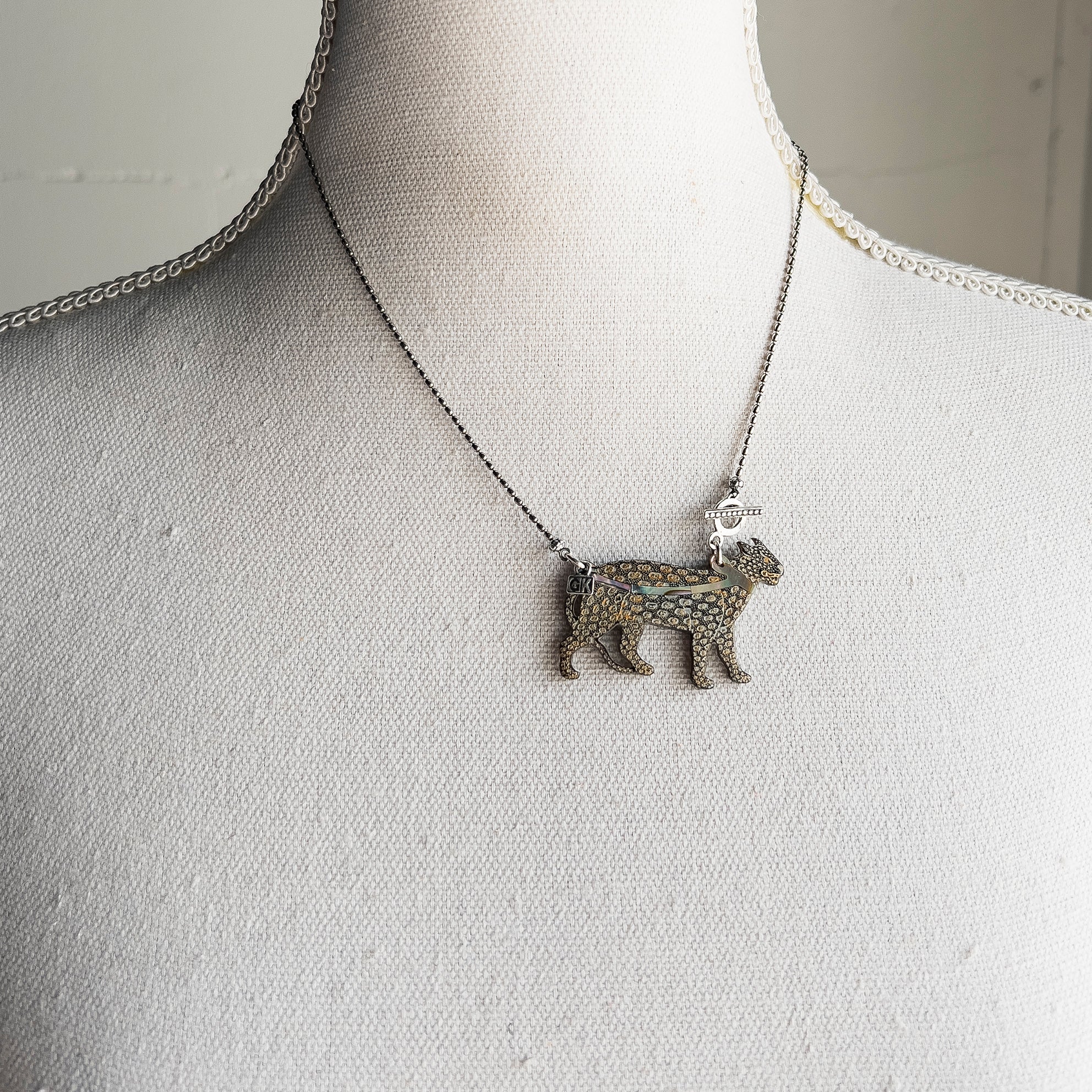NK 24d23 leopard necklace