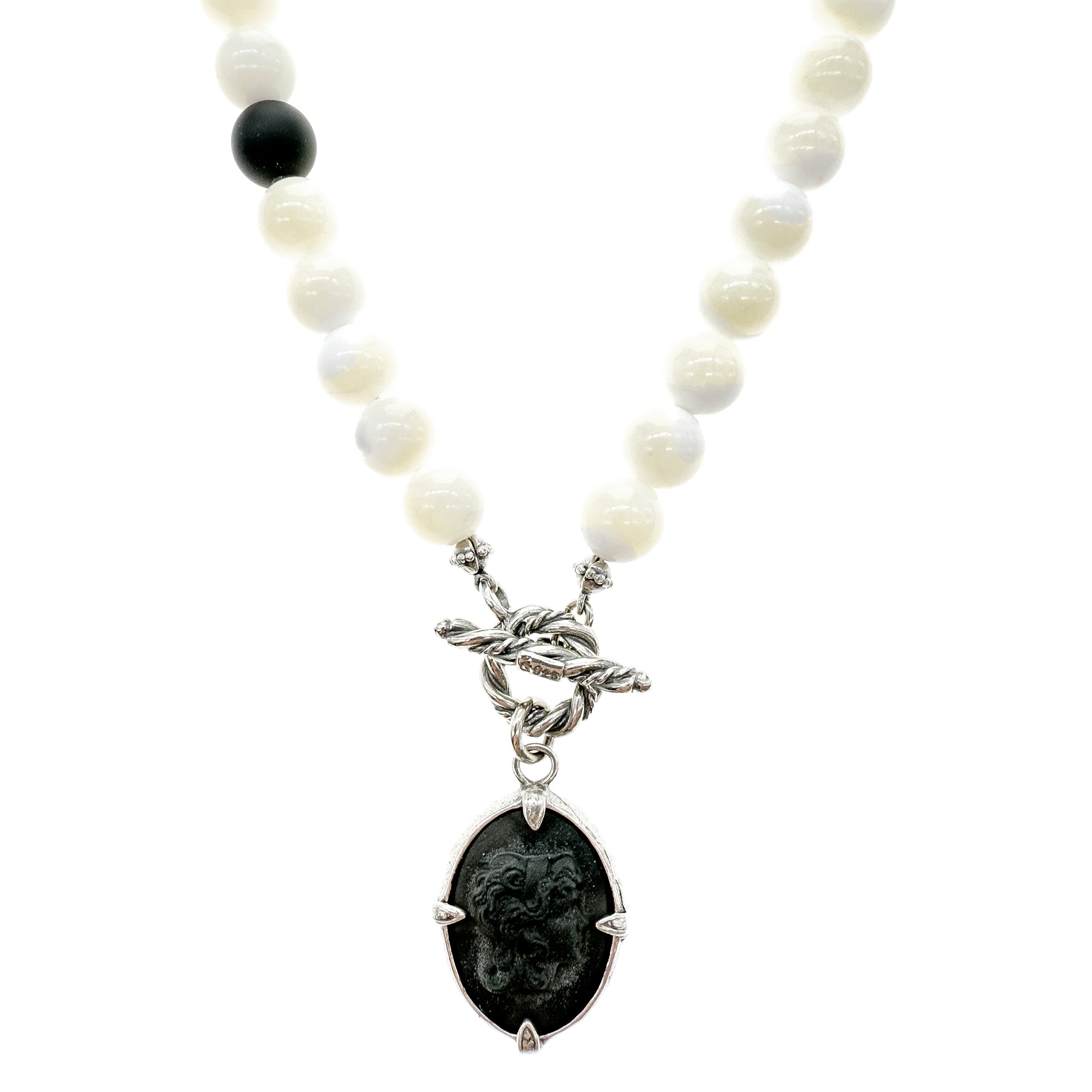 NK 25b14 Black Cameo and White Beaded Necklace