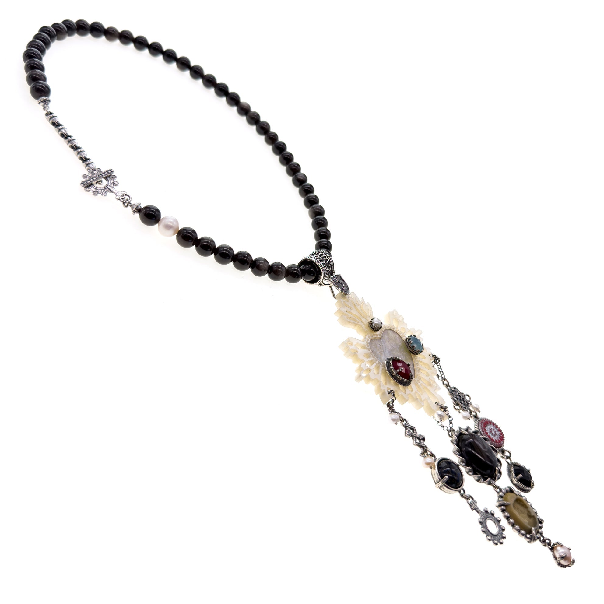 NK 25e01 Sacred Heart Statement Necklace