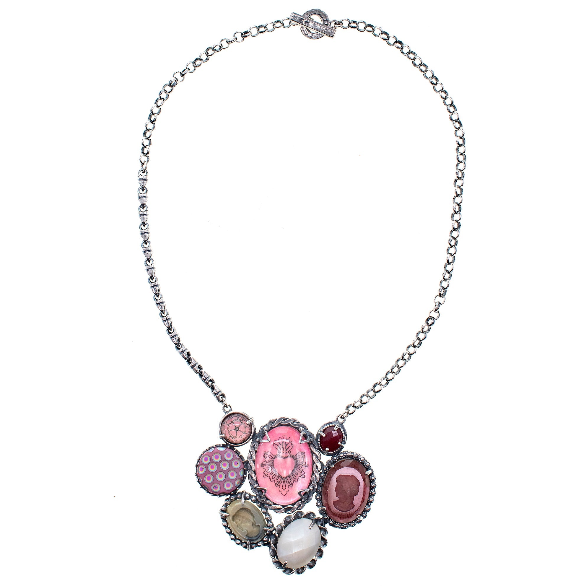 NK 25e02 Pink Sacred Heart Cluster Necklace