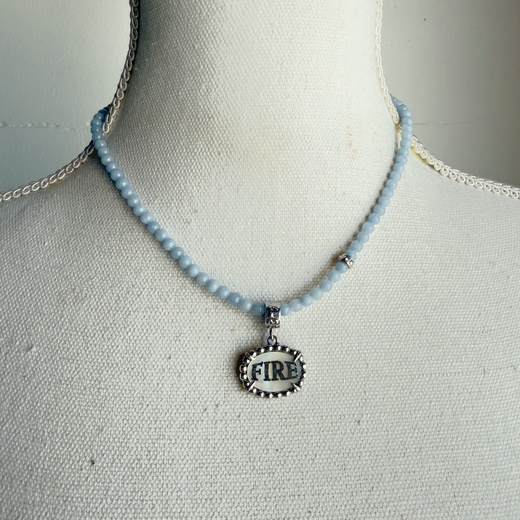NK 25e15A Blue Fire / Desire Beaded Pendant Necklace